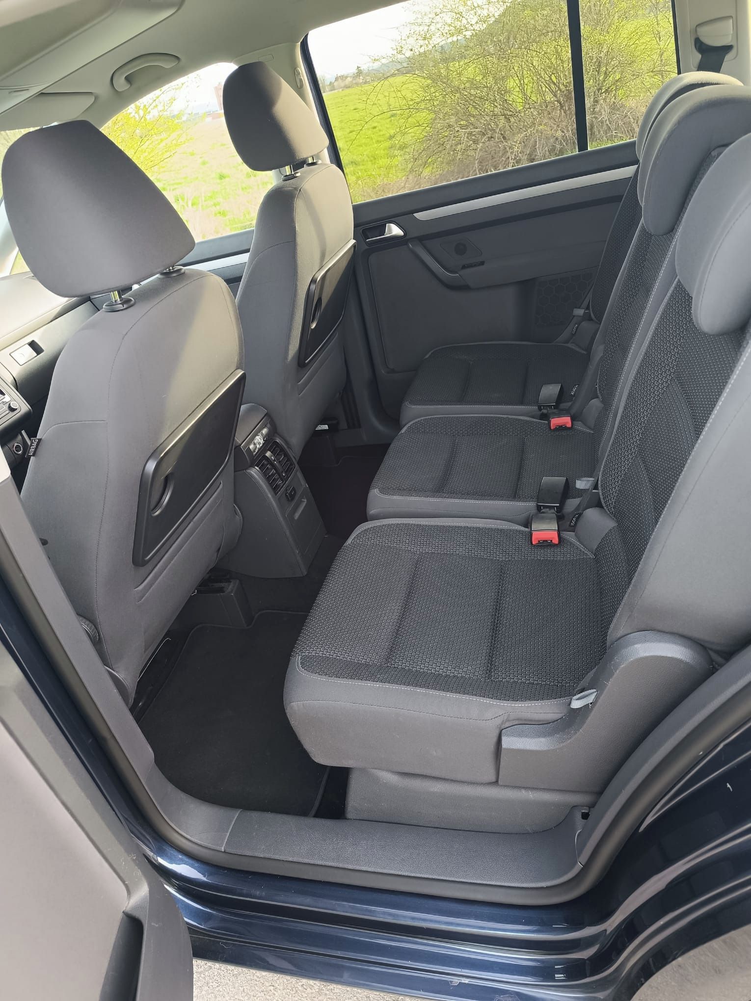 Volkswagen Touran, VW Touran 2,0 TDi - fotka 5
