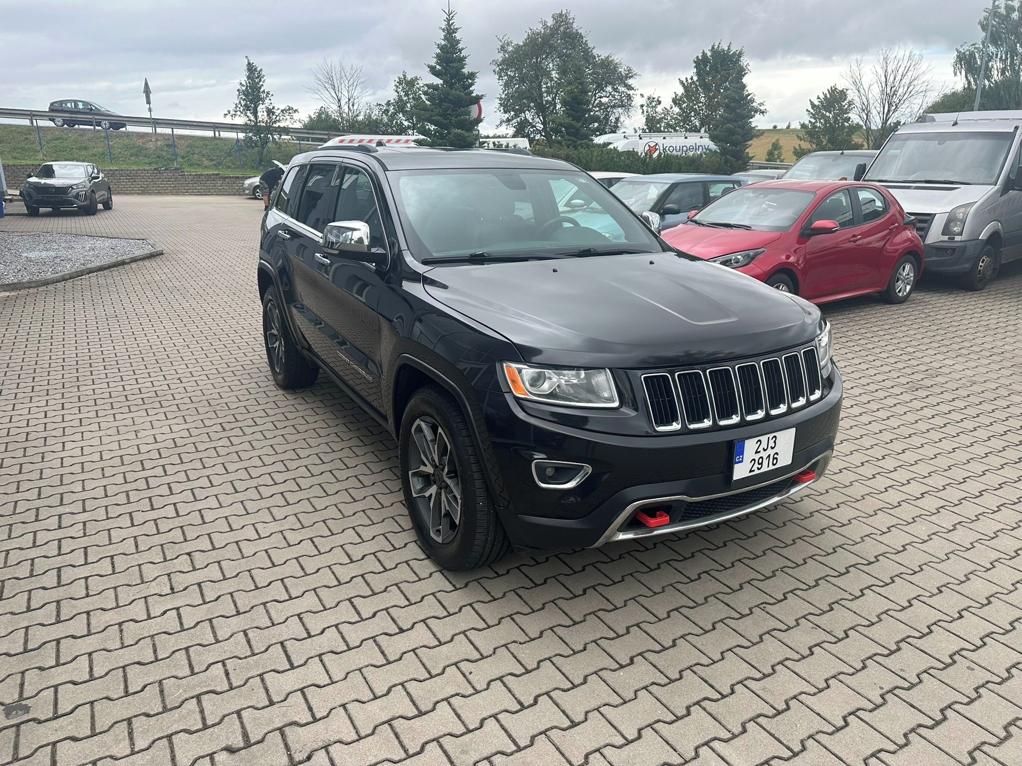 Jeep Grand Cherokee, 3,7 V6  210kW - fotka 5