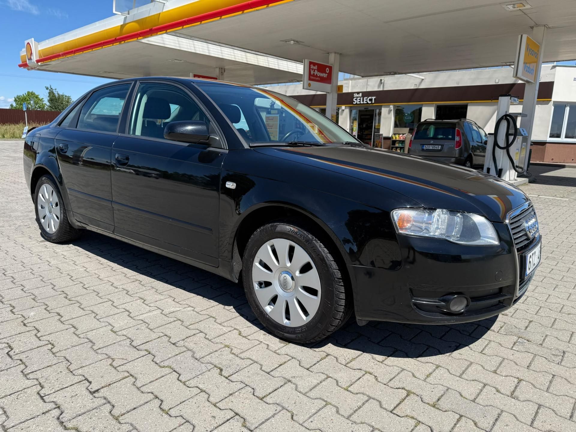 Audi A4, 2,0 TDI automat