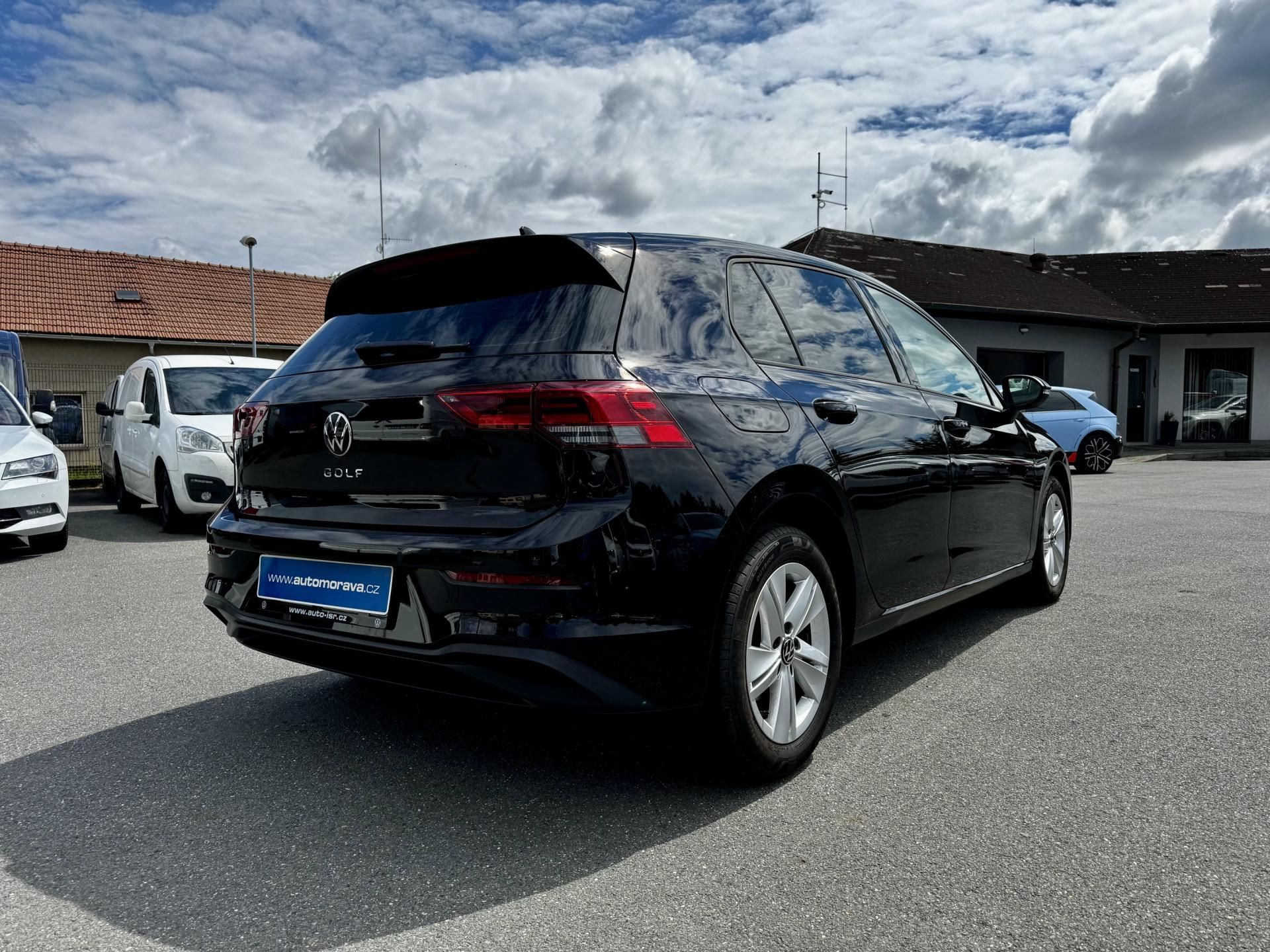 Volkswagen Golf, 1.0 TSI 81 KW LIFE - CZ - DPH - fotka 5