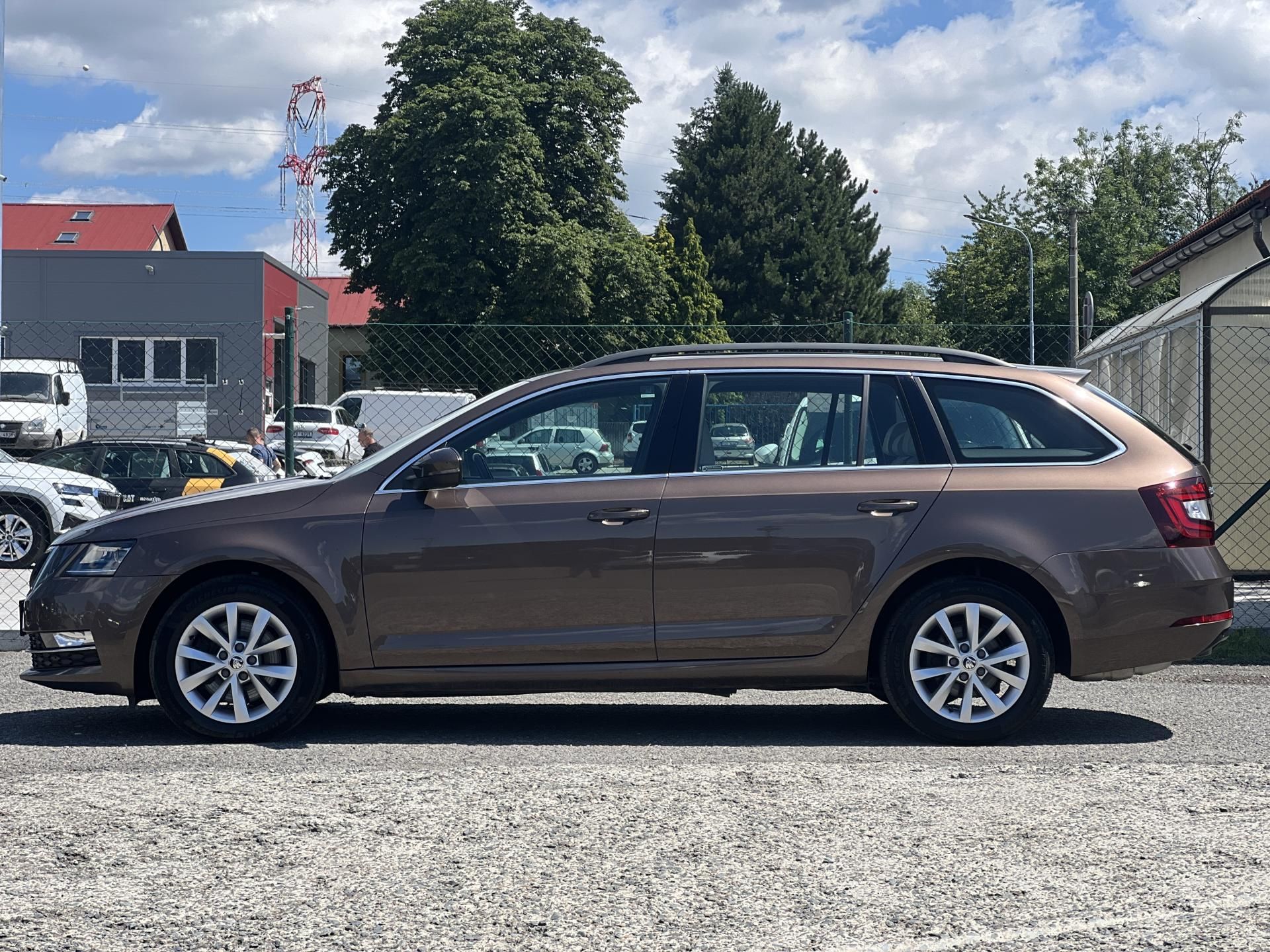 Škoda Octavia, 2.0TDi 135kw 4x4 DSG ČR odpDPH - fotka 4
