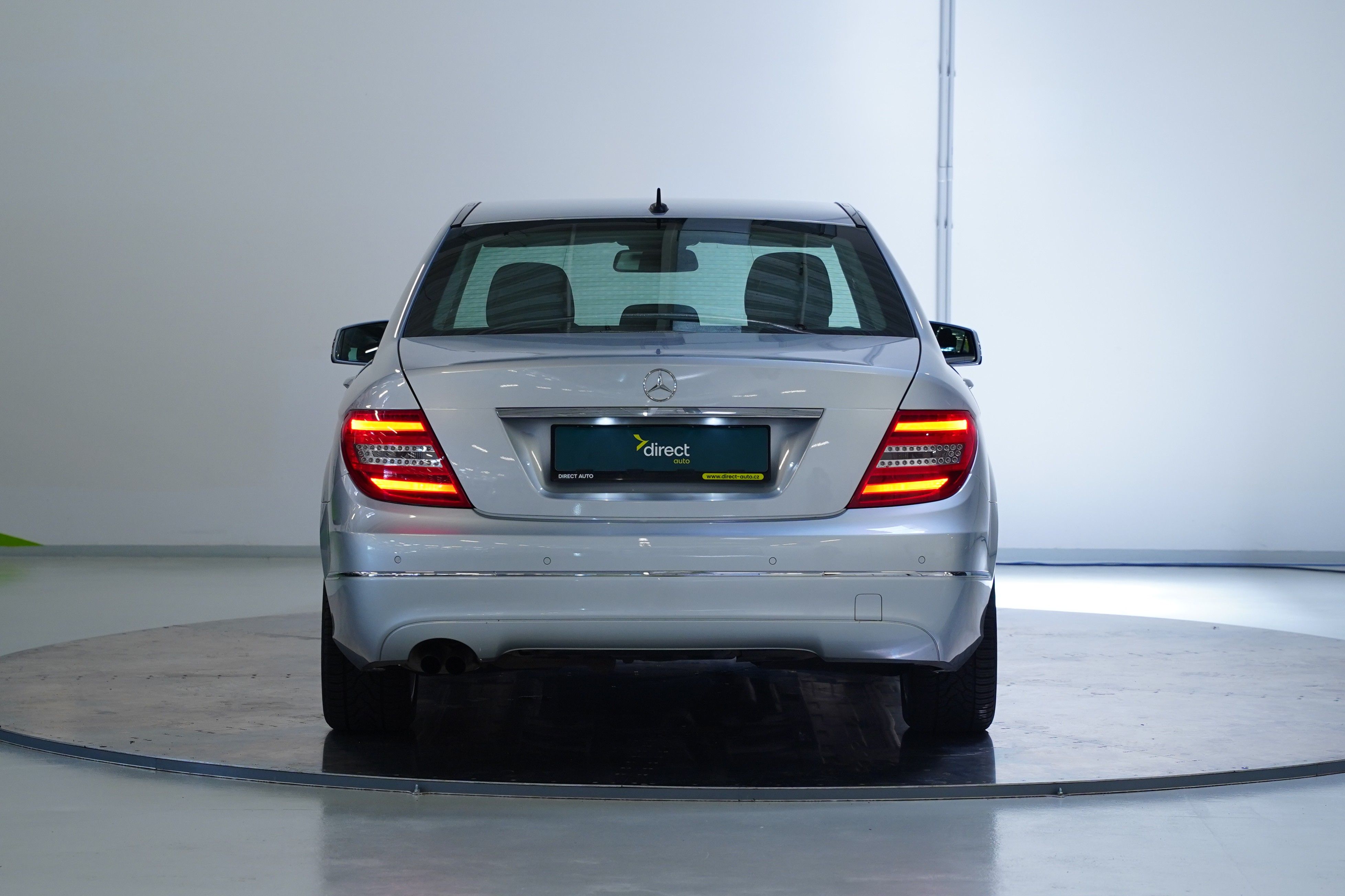 Mercedes-Benz Třídy C, 180 CGI 115 kW Avantgarde - fotka 6