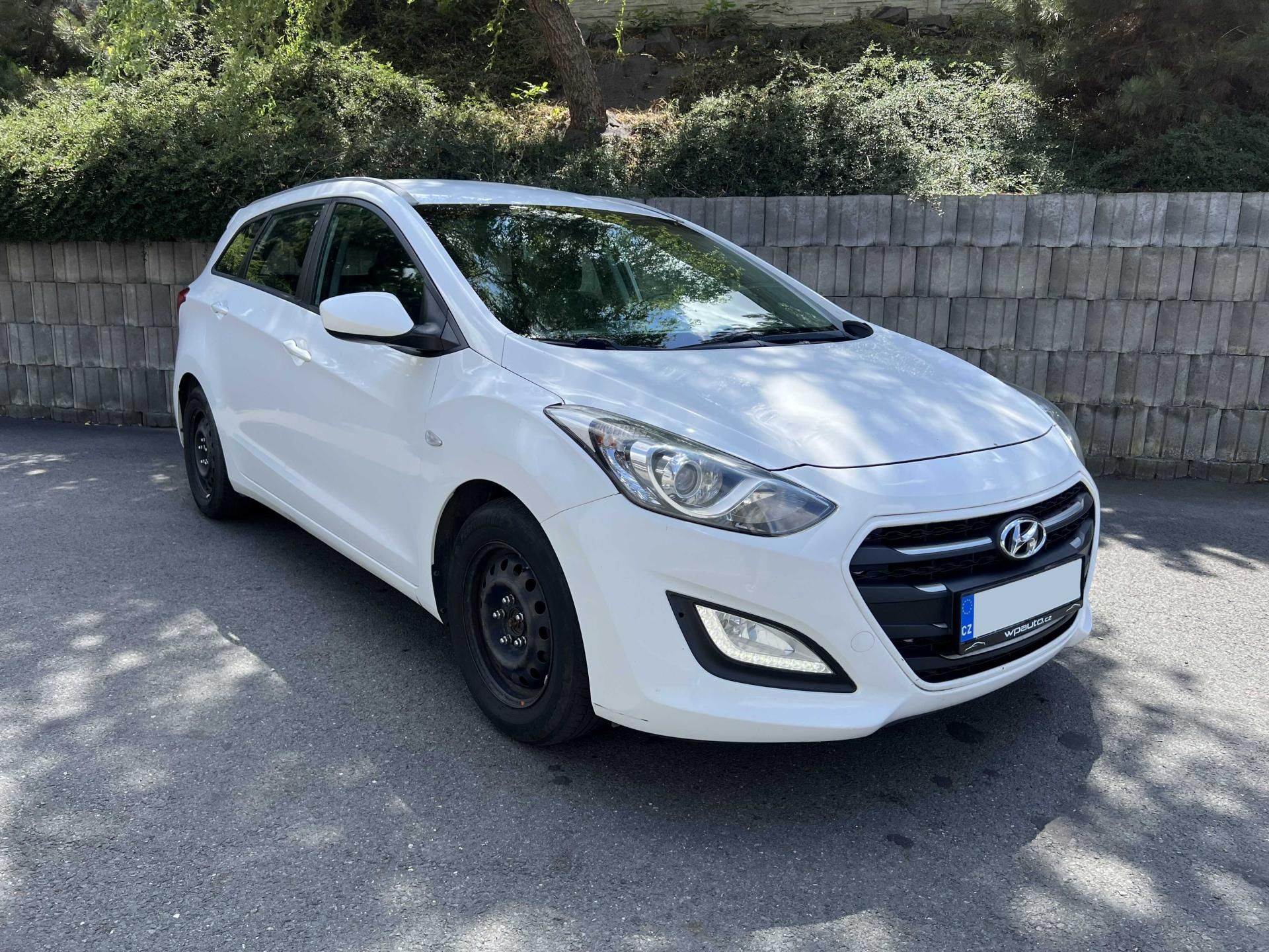 Hyundai i30, WG 1.6 CRDi 81 kW NOVÁ STK DPH - fotka 3