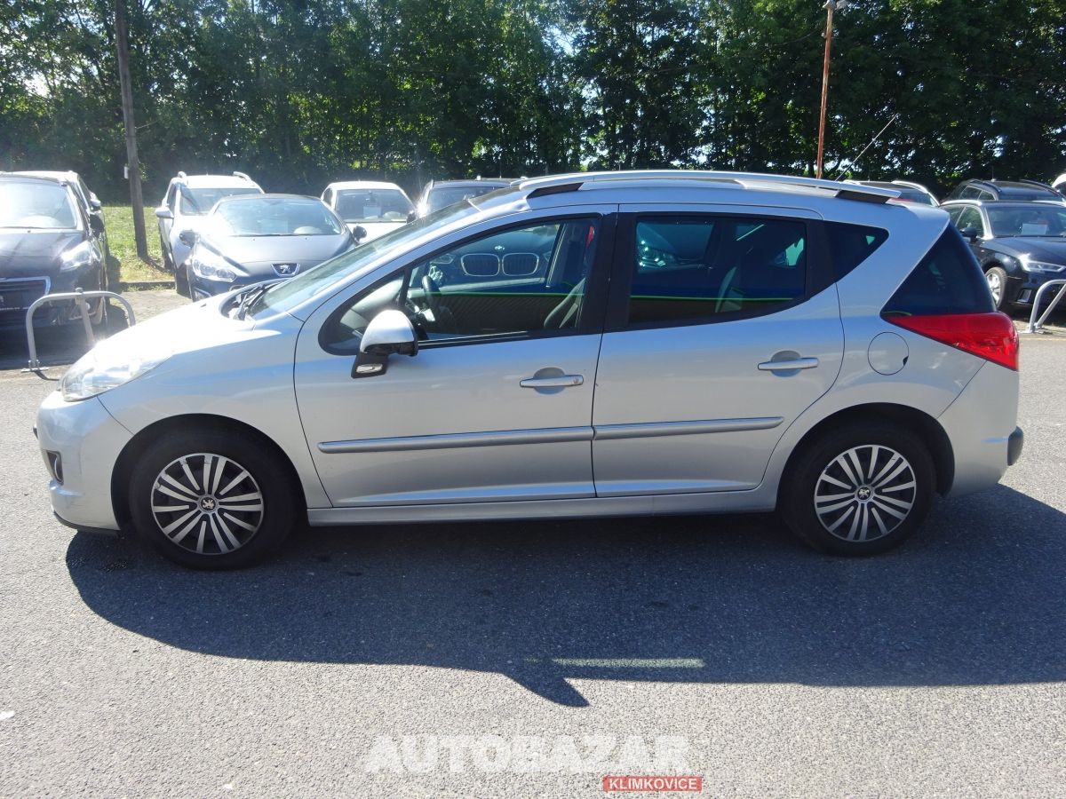 Peugeot 207, SW 1,6 HDI - fotka 4