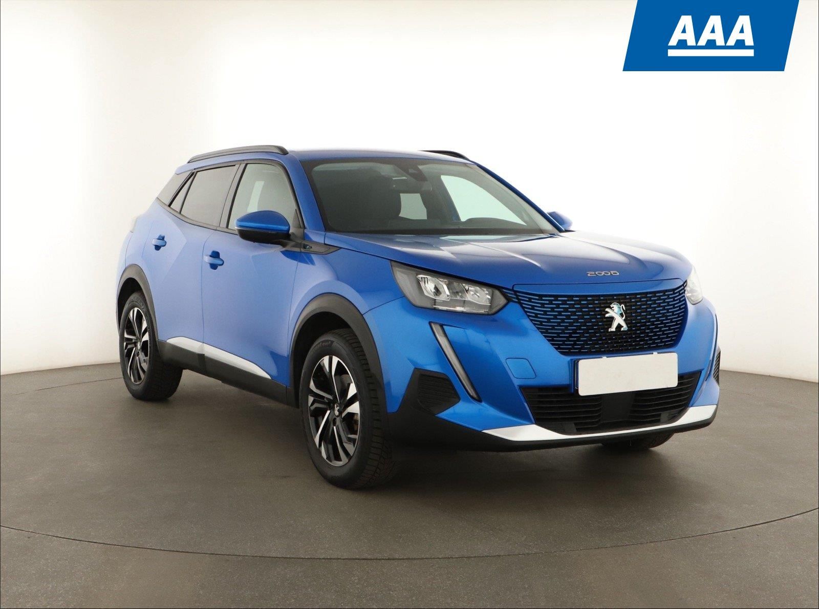 Peugeot 2008, 50 kWh, Allure, Automat, Kůže