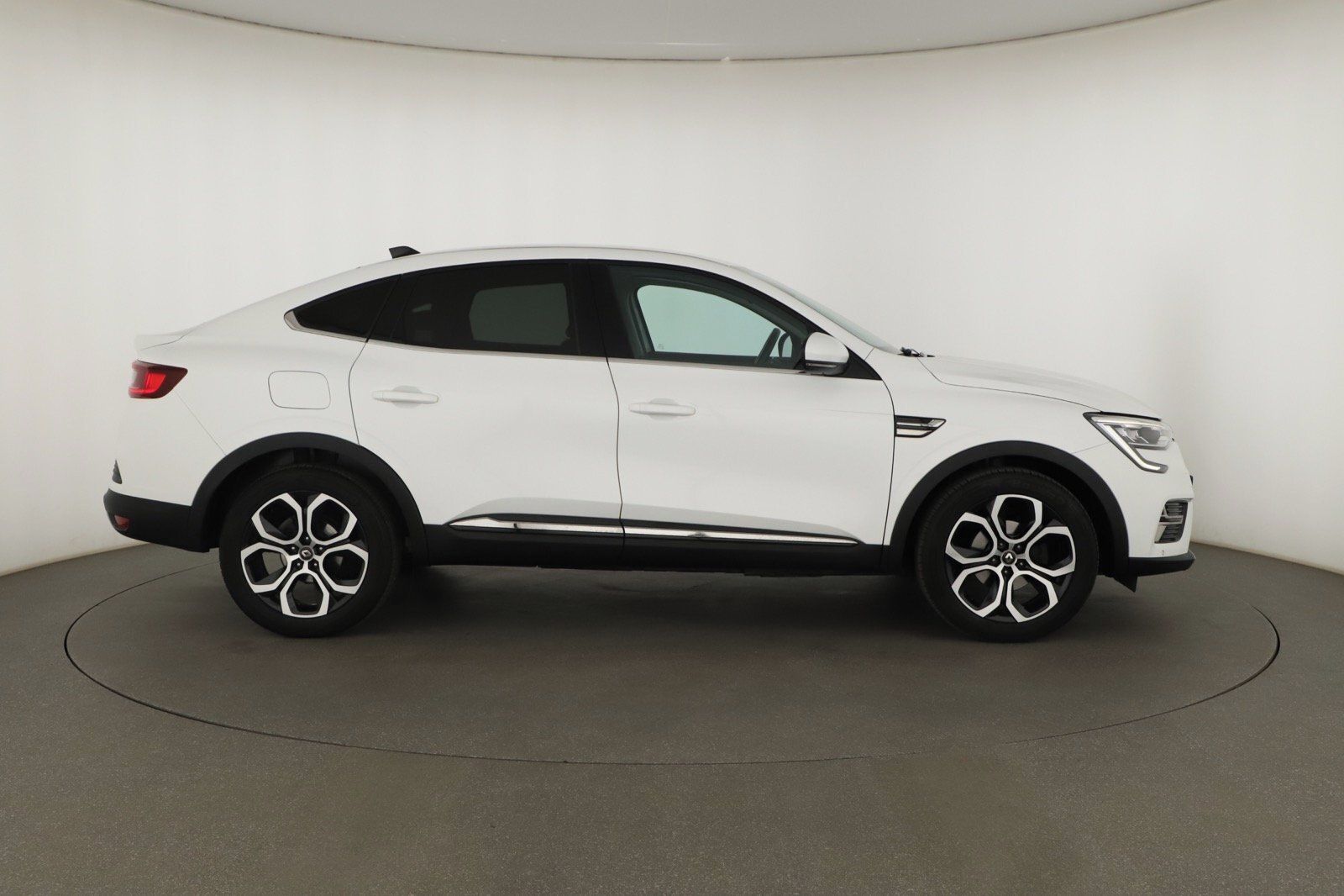 Renault Arkana, 1.3 TCe, Automat, ČR,1.maj - fotka 6