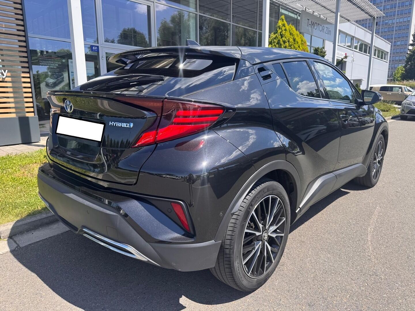 Toyota C-HR, 2.0 Executive - fotka 3