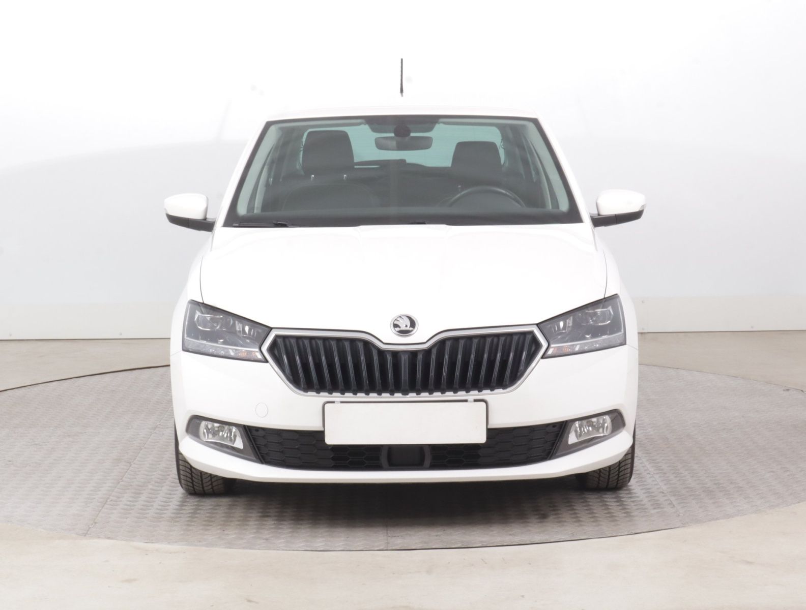 Škoda Fabia, 1.0 TSI, Style, ČR,1.maj - fotka 2