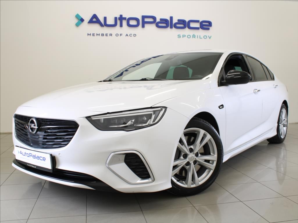 Opel Insignia, 2,0 GSI 191kW 4x4 Bose 2xKola