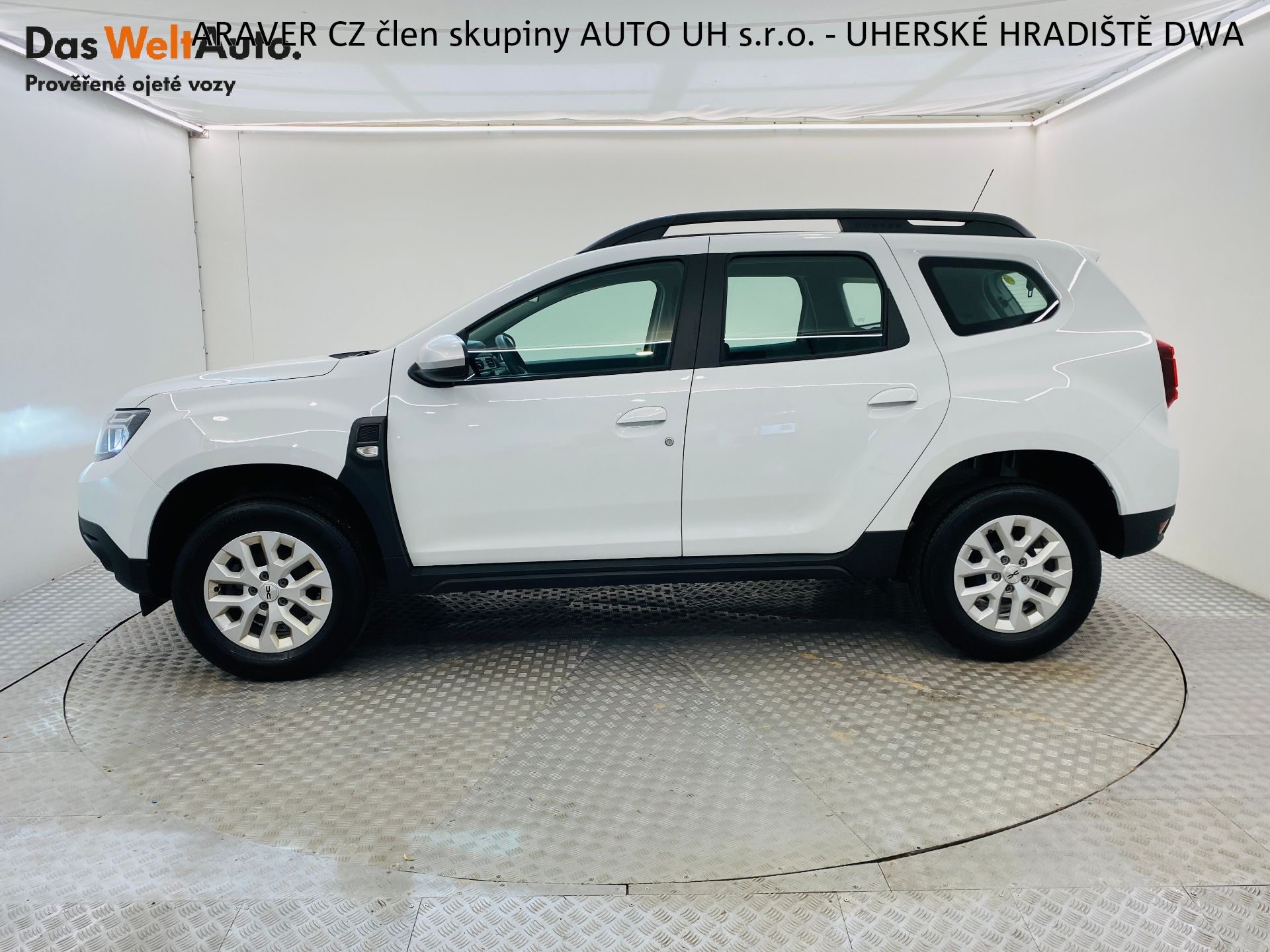 Dacia Duster, 1.0 TCe LPG  67 kW 1. maj. ČR - fotka 3