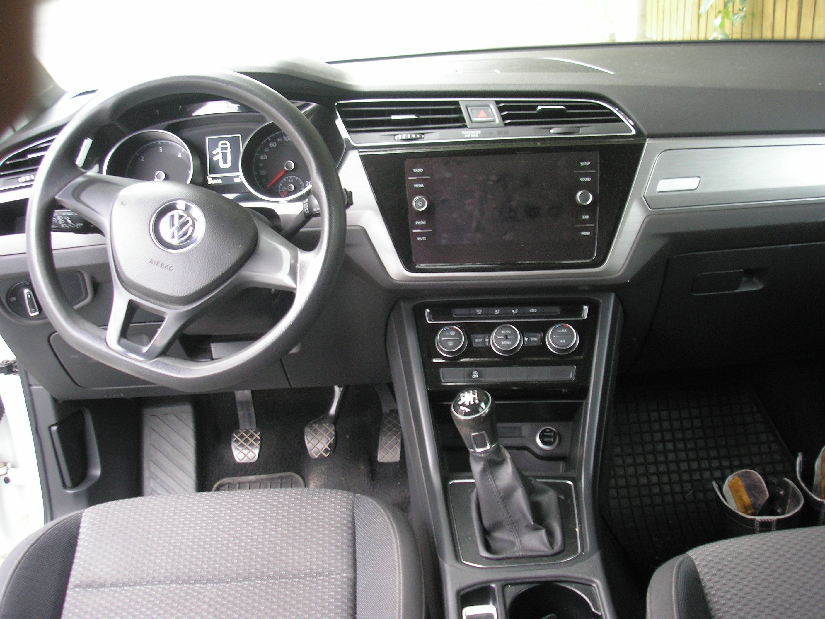 Volkswagen Touran, TOURAN 2.0 D,  manuál, 1.majit - fotka 6