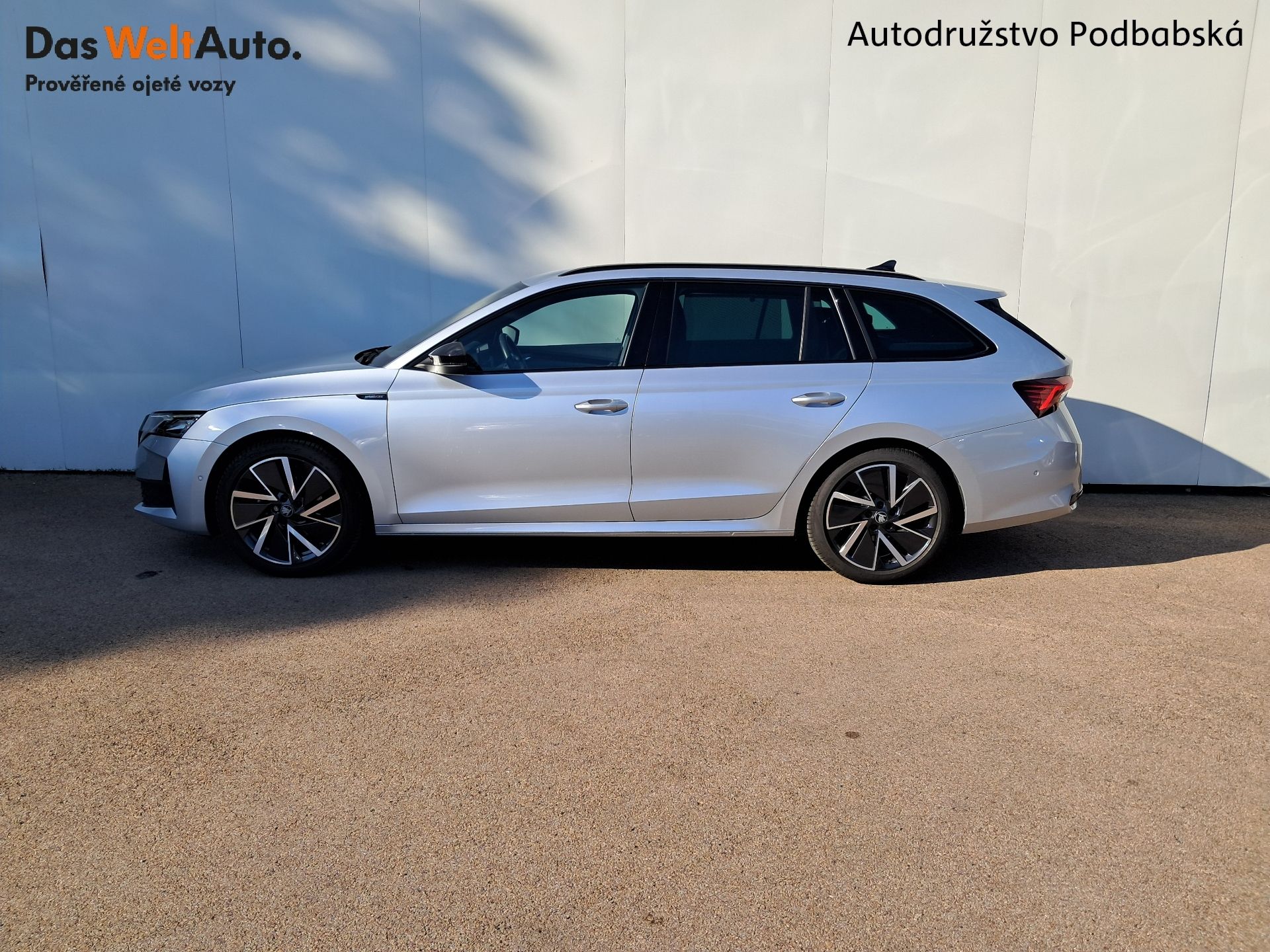 Škoda Octavia, OCTAVIA COMBI IV FC SportLine - fotka 3