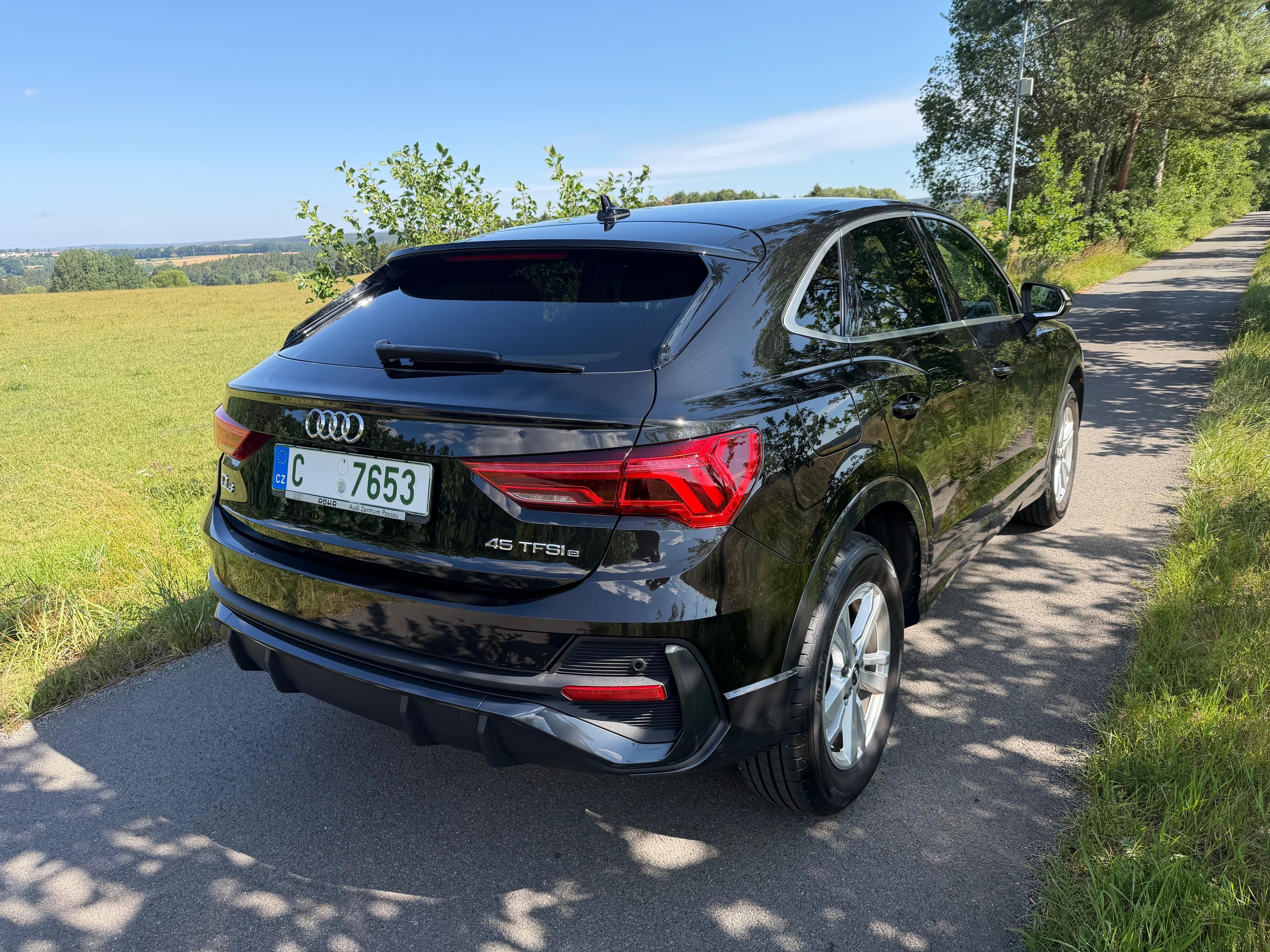 Audi Q3, Sportback E-TRON - fotka 3