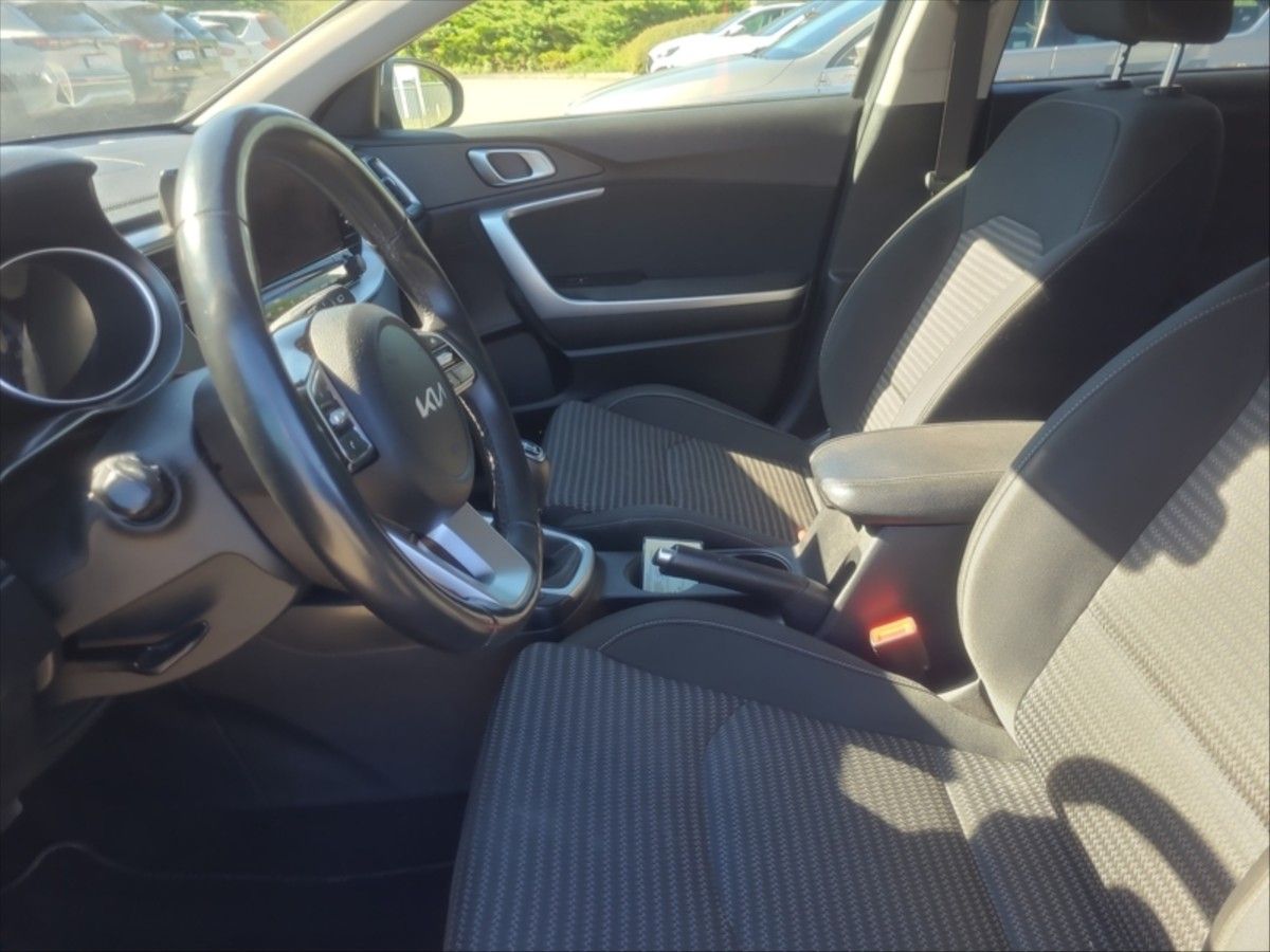 Kia Cee´d, 1,5 T-GDi 118KW TOP - fotka 4