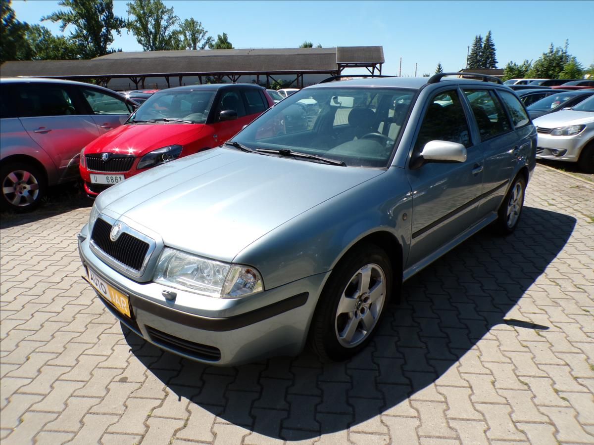 Škoda Octavia, 1,8 20V-TURBO  TAŽNÉ ZAŘÍZENÍ - fotka 2
