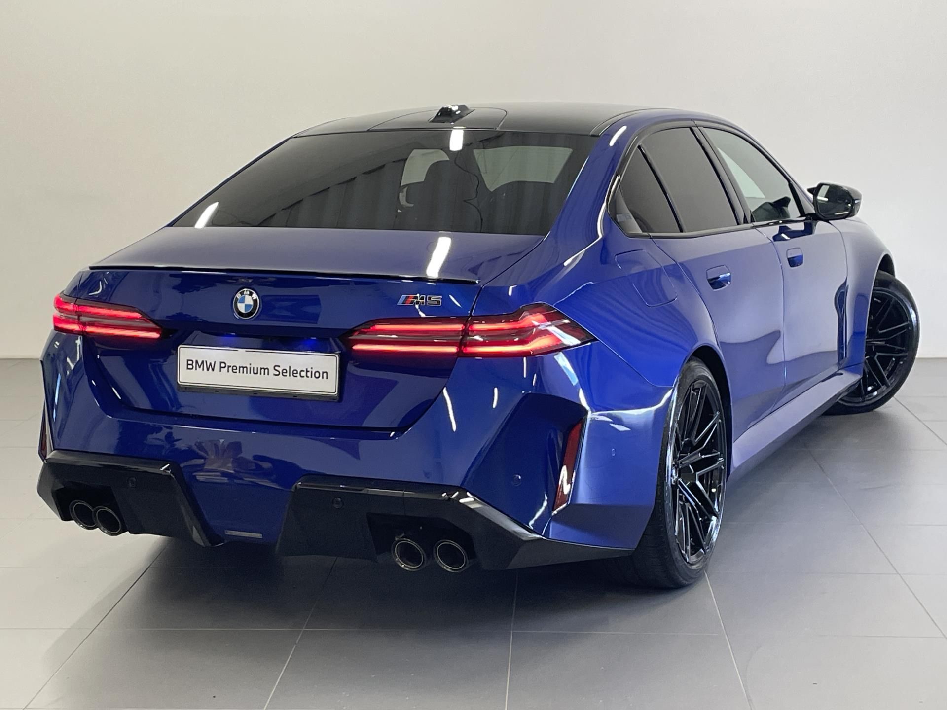 BMW M5, M5 xDrive 1. Majitel - fotka 2