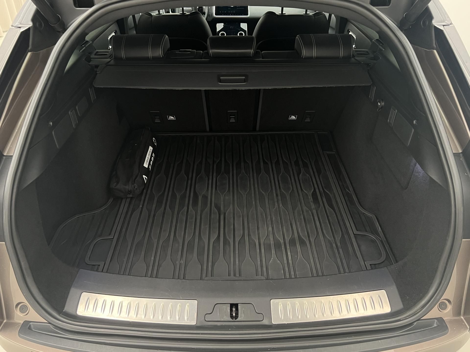 Land Rover Range Rover Velar, D300 S AWD AUT CZ - fotka 5