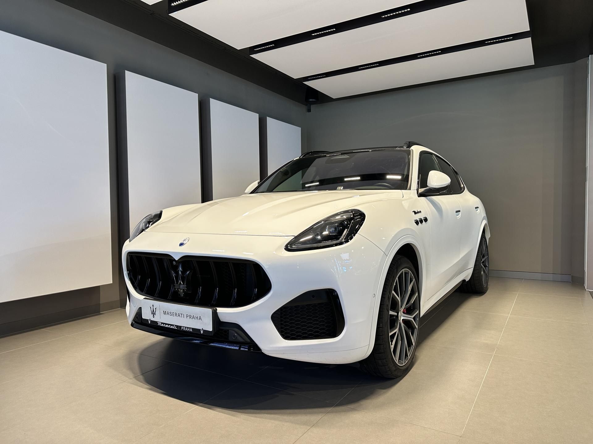 Maserati Grecale, Modena 330HP - Záruka 03/27
