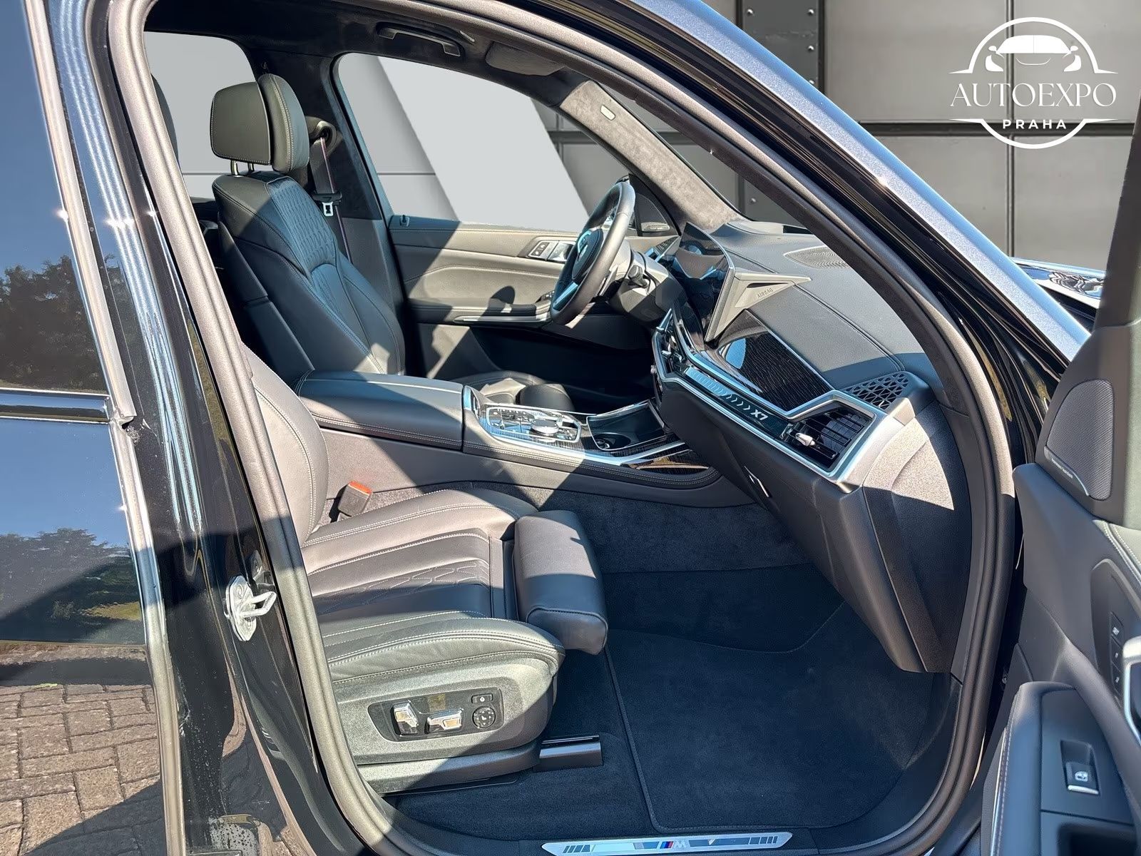 BMW X7, xDrive40d M Sport Pro - fotka 6