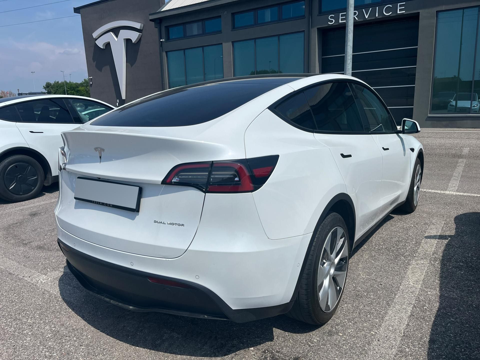 Tesla Model Y, Long Range AWD | AMD Ryzen - fotka 4