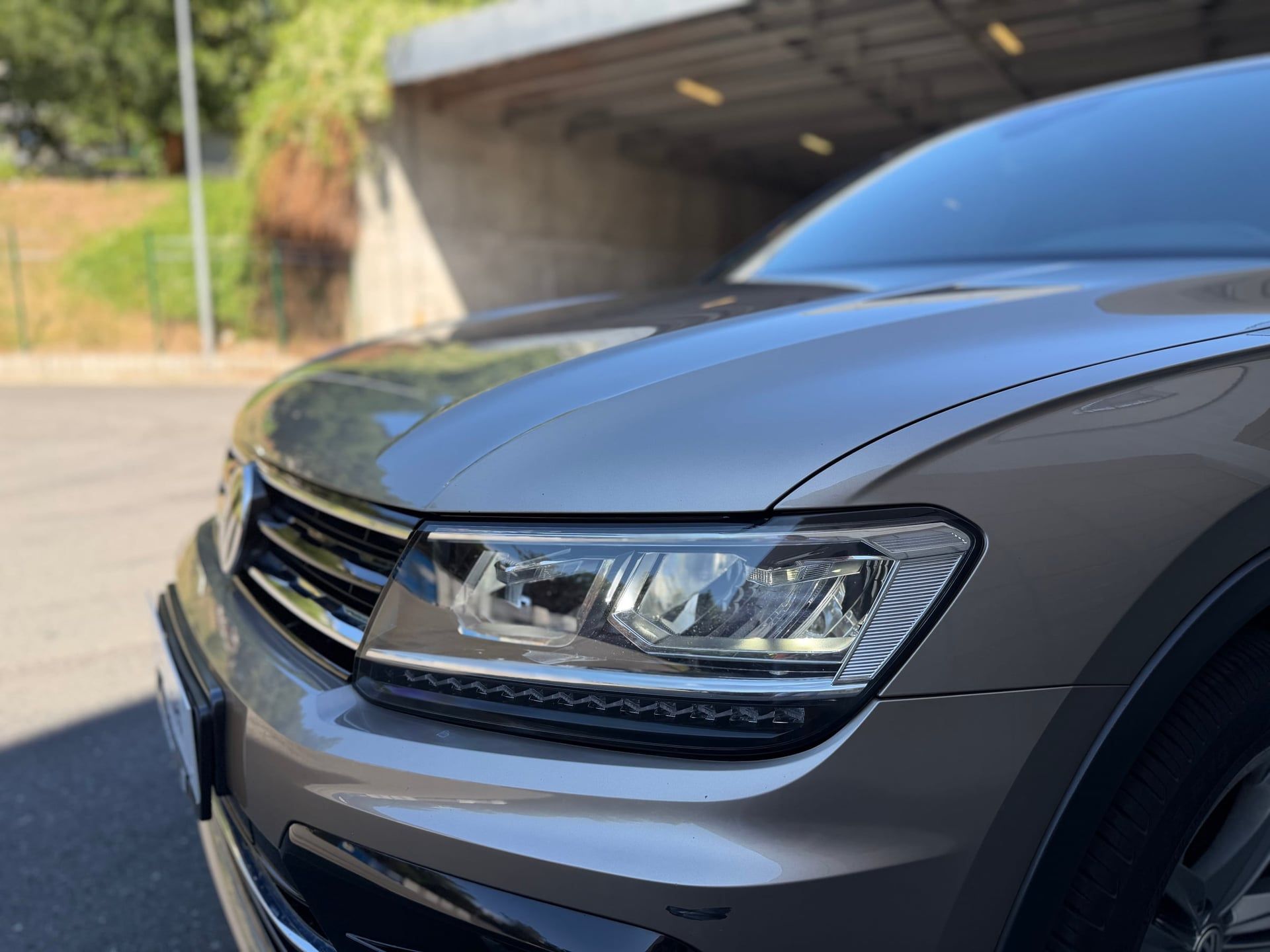 Volkswagen Tiguan, 2.0 TDI/4Motion/DSG/servis/ČR - fotka 2