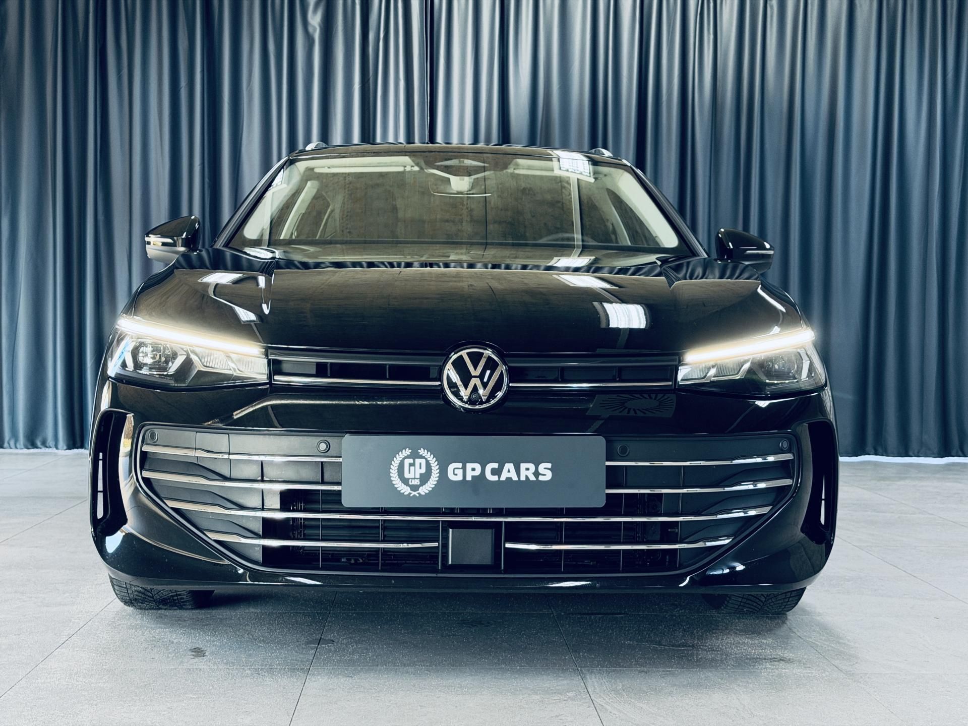 Volkswagen Passat, 1.5Tsi*TAŽ*MASAŽE*360°KAMERY* - fotka 2