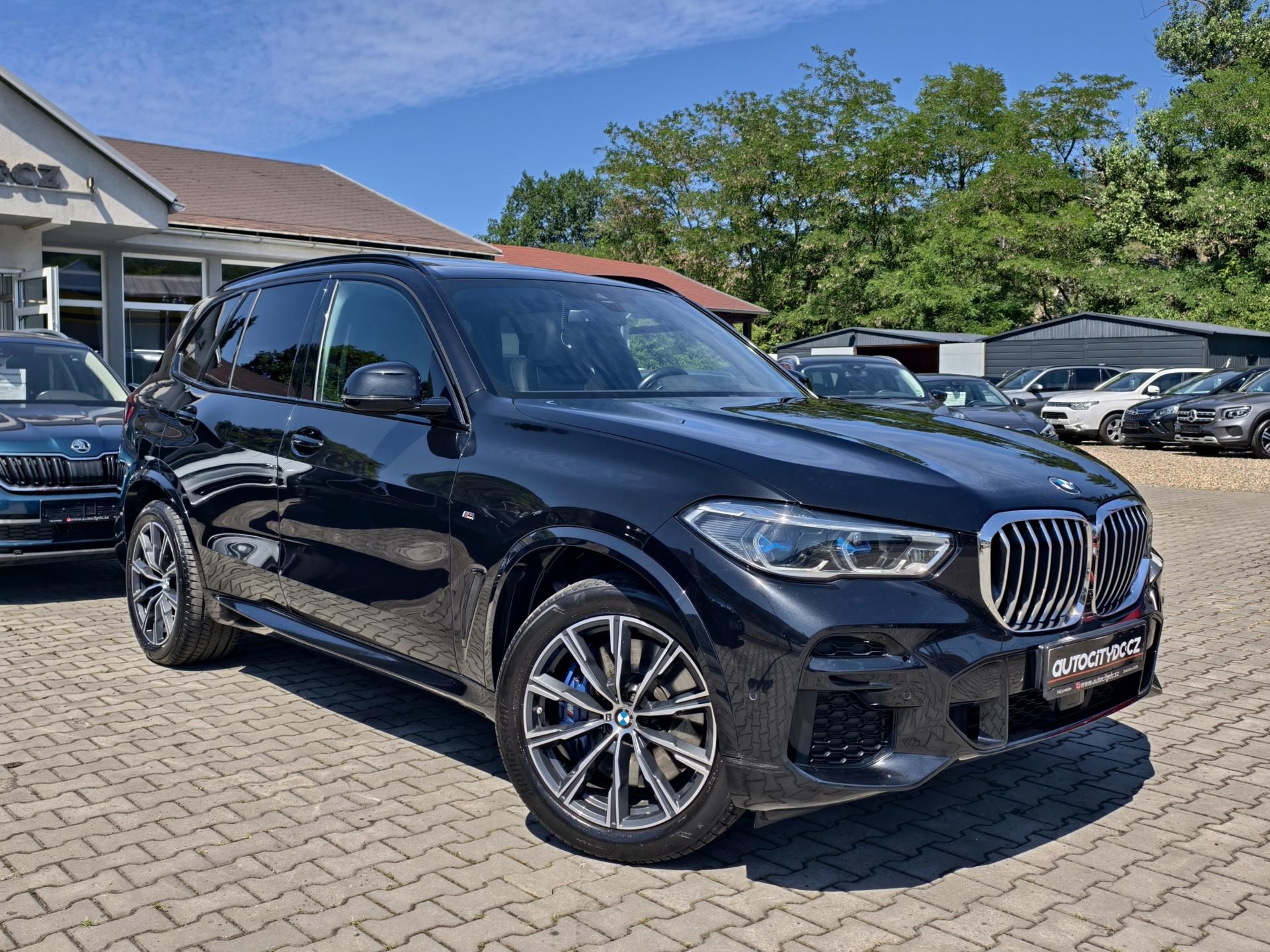 BMW X5, xDrive40d 250kW M-PAKET, DPH
