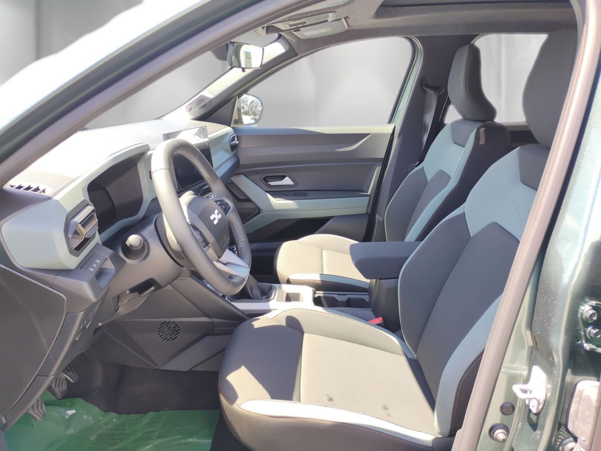 Dacia Bigster, Extreme mild hybrid 140 - fotka 6