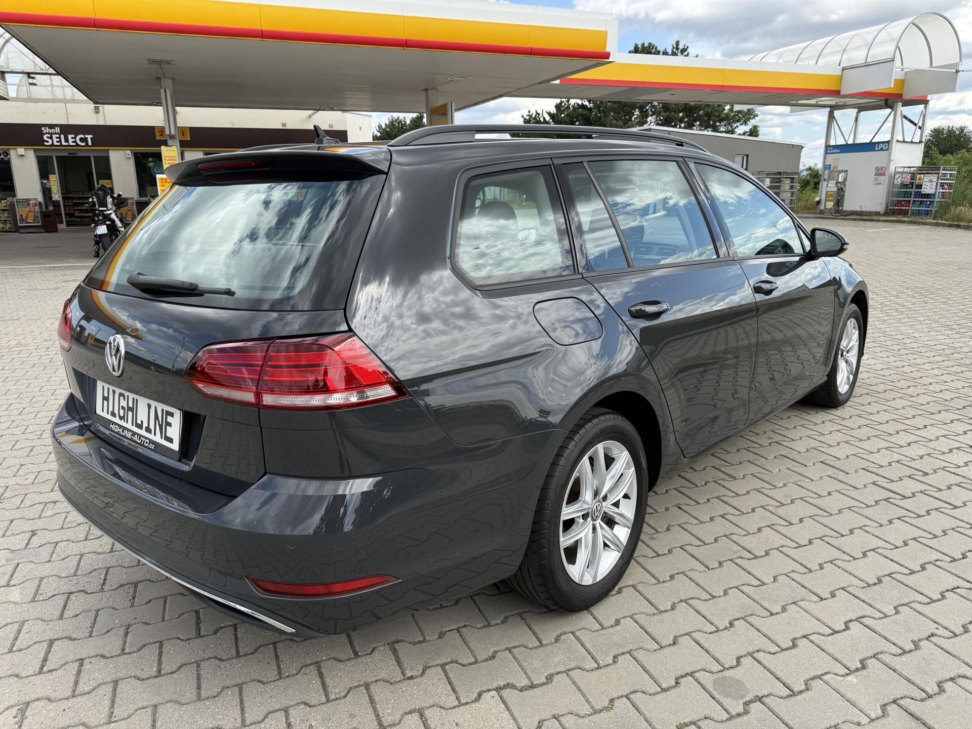 Volkswagen Golf, VII VARIANT 1.5 TSI DSG - fotka 4