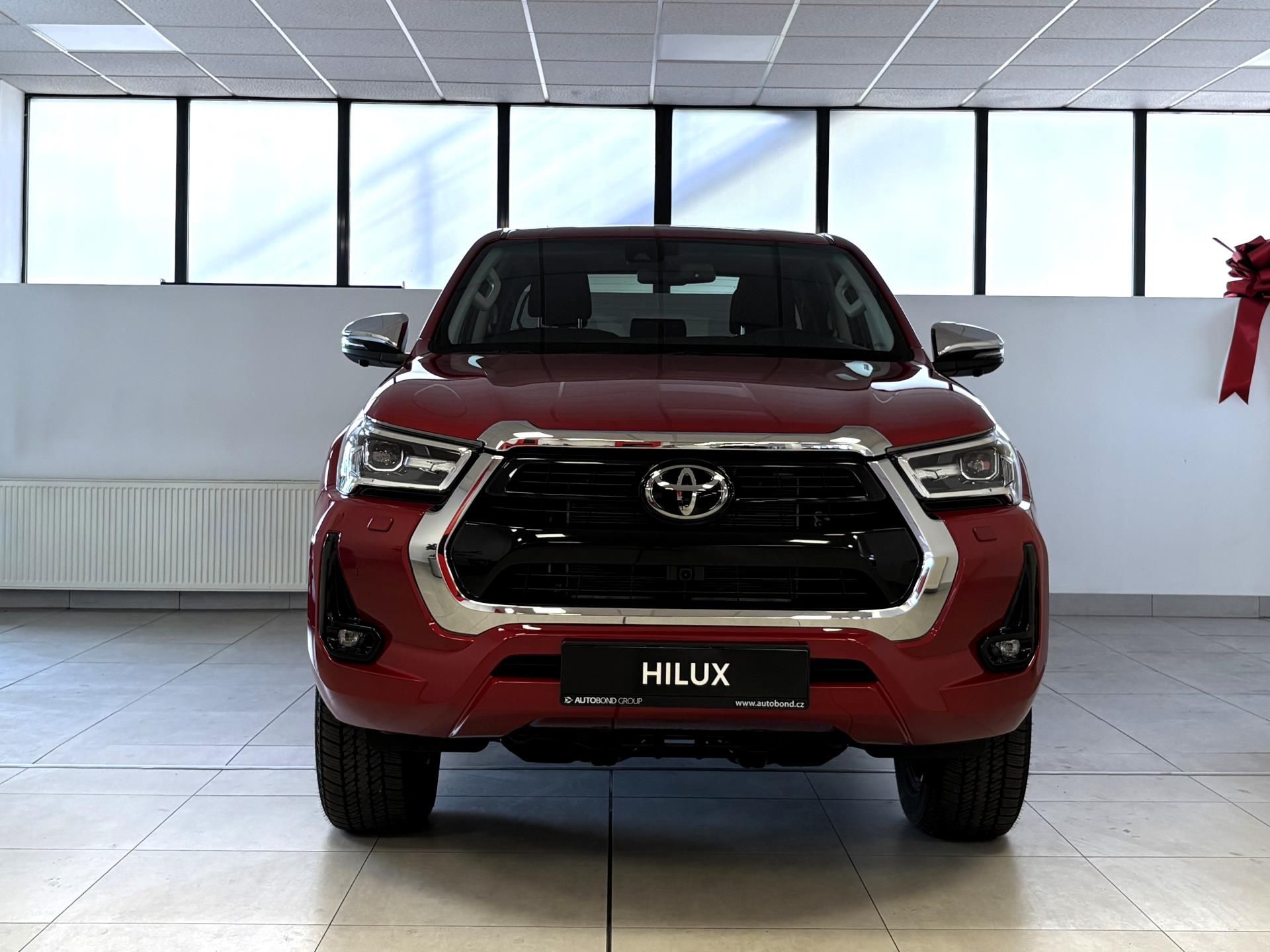Toyota Hilux, 2,8 Diesel, 6st (4x4), Executi - fotka 2