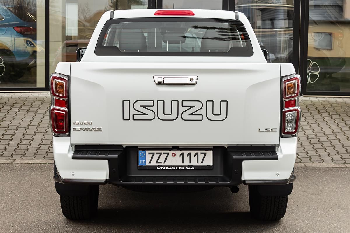 Isuzu D-Max, 1,9 D AT 4x4  LSE DoubleCab - fotka 6
