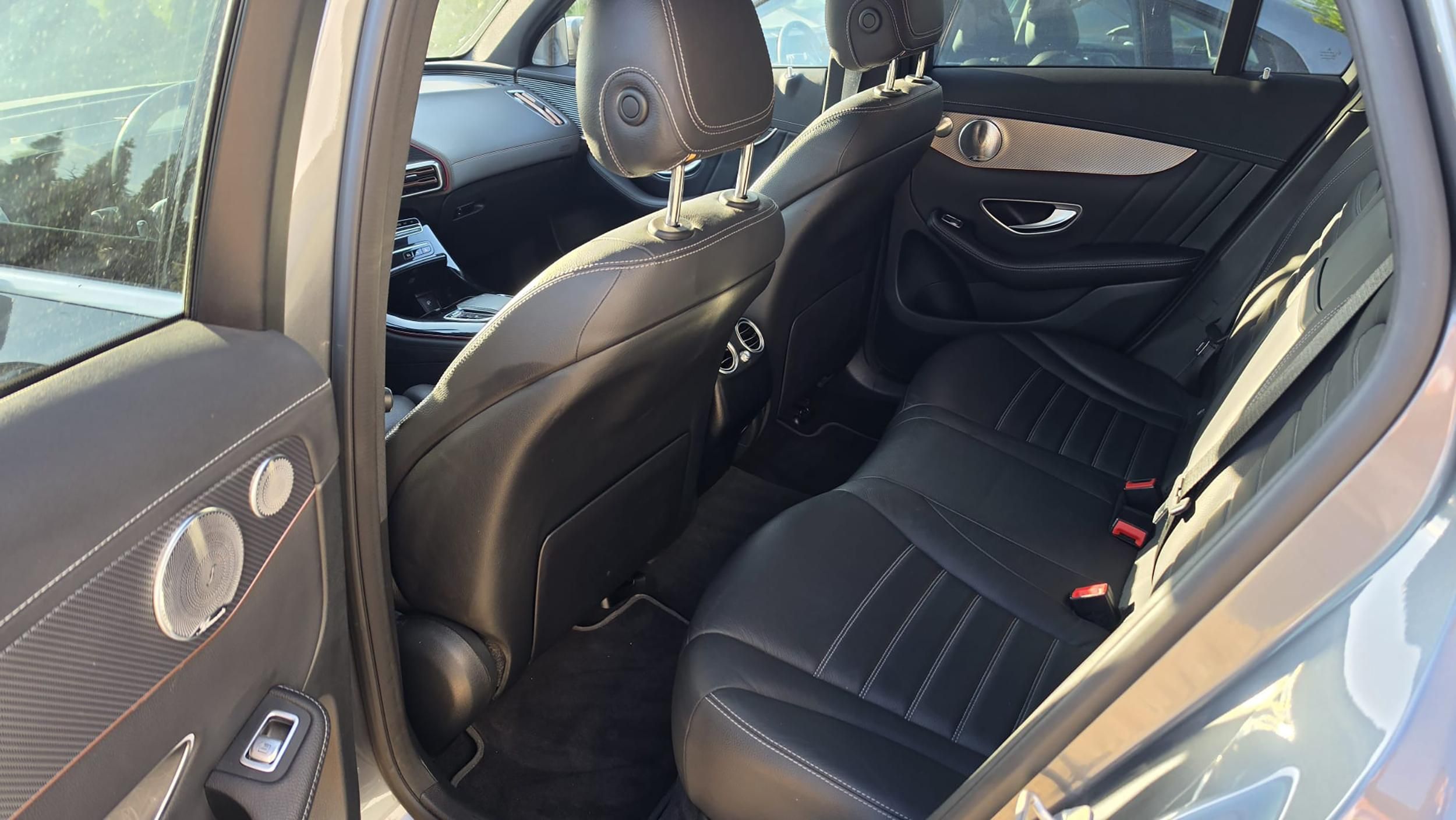 Mercedes-Benz EQC, 400 4Matic 85 kWh - fotka 6