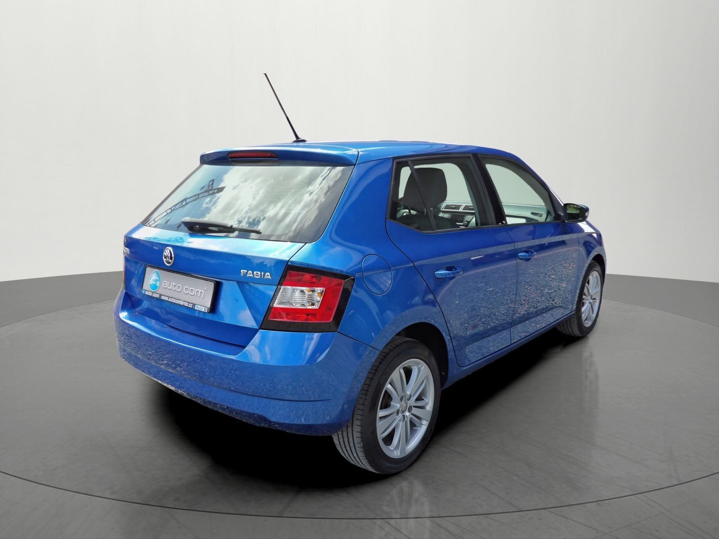 Škoda Fabia, 1.0MPi Ambition Alu Tempomat - fotka 4