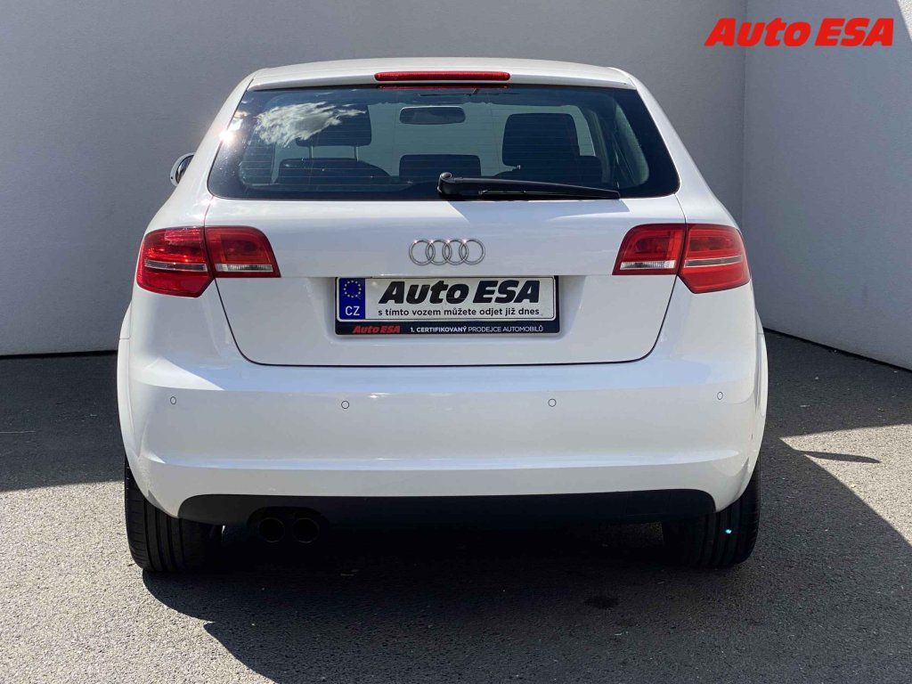 Audi A3, 1.4 TFSi sportback - fotka 5