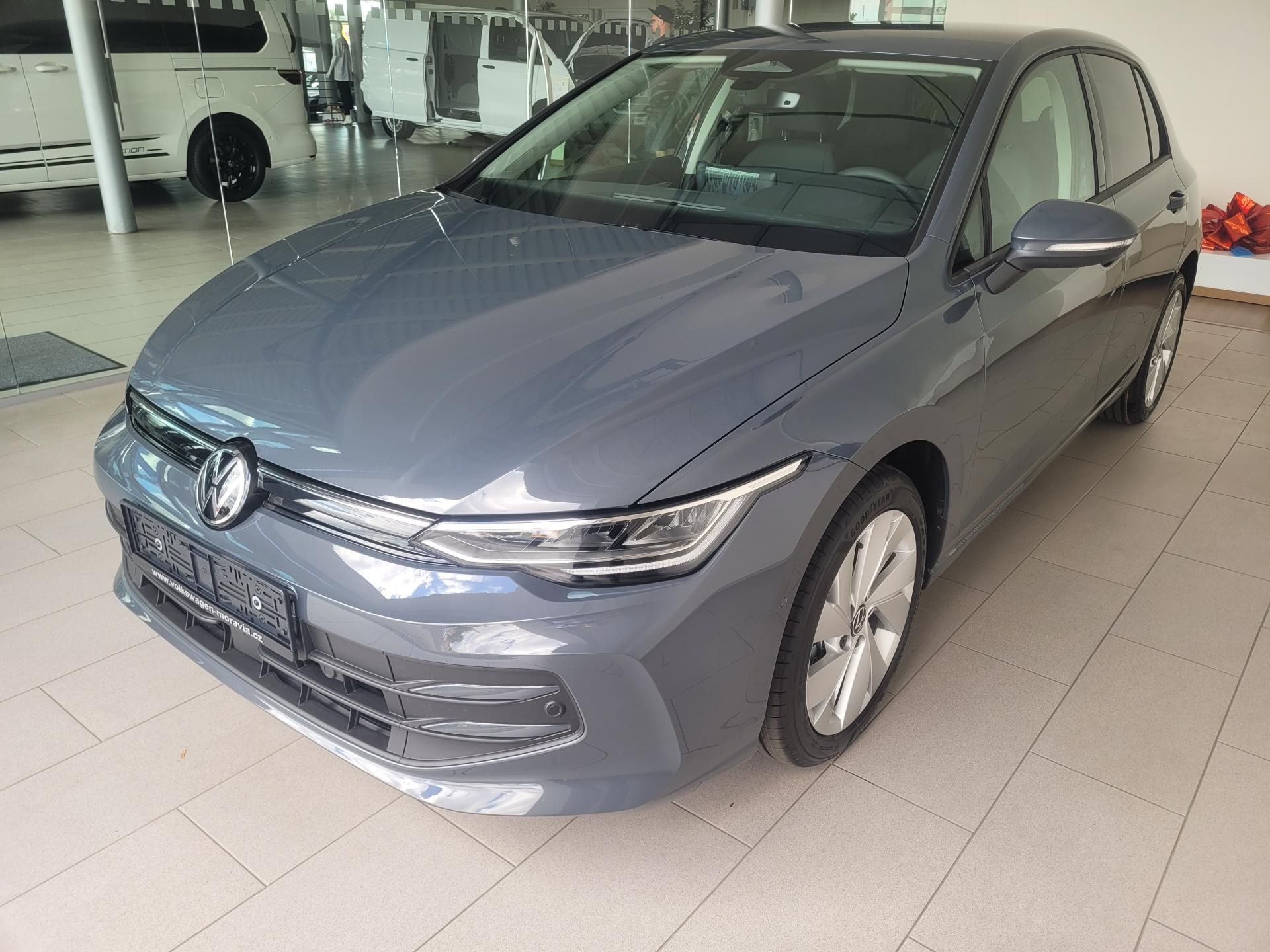 Volkswagen Golf, People 1,5 TSI