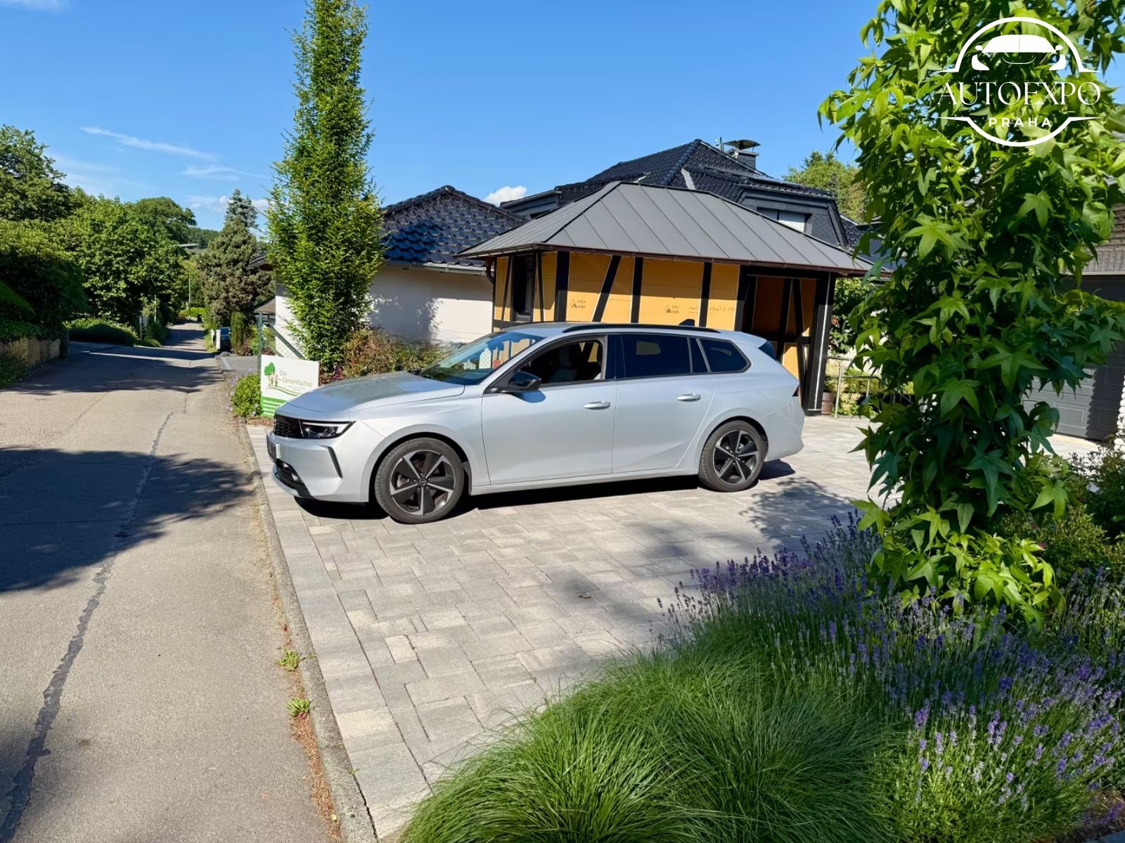 Opel Astra, L Sports Tourer Business - fotka 4