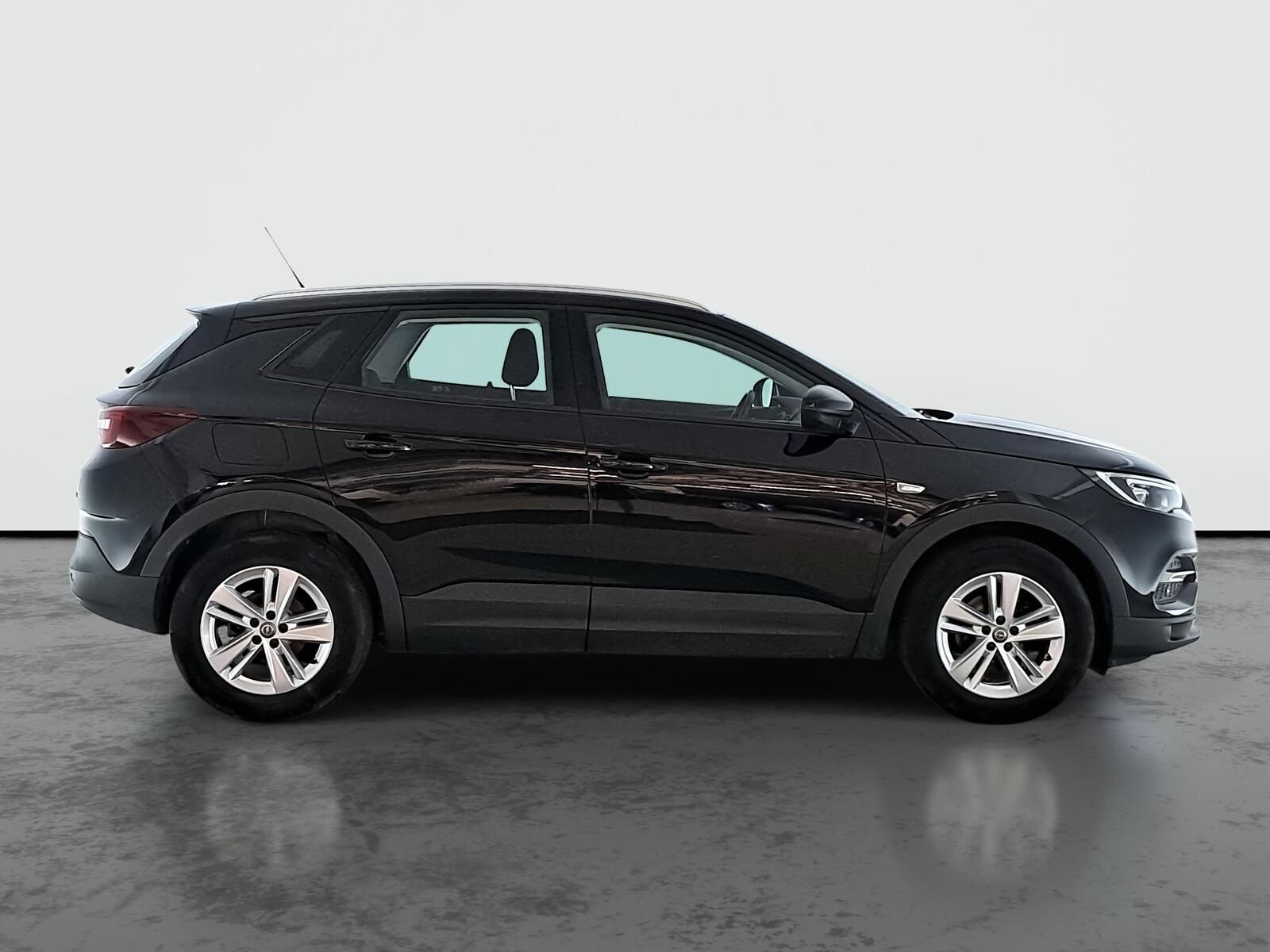 Opel Grandland X, 1.2 Turbo, ČR,1.maj - fotka 6