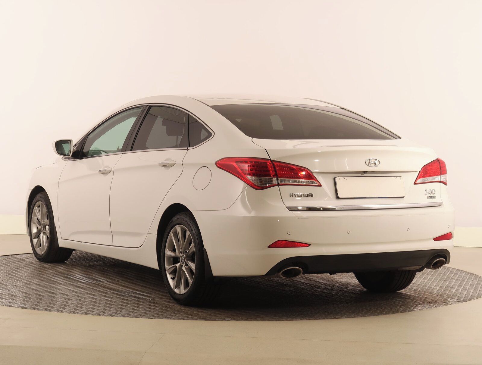 Hyundai i40, 1.7 CRDi, Automatická klima - fotka 4