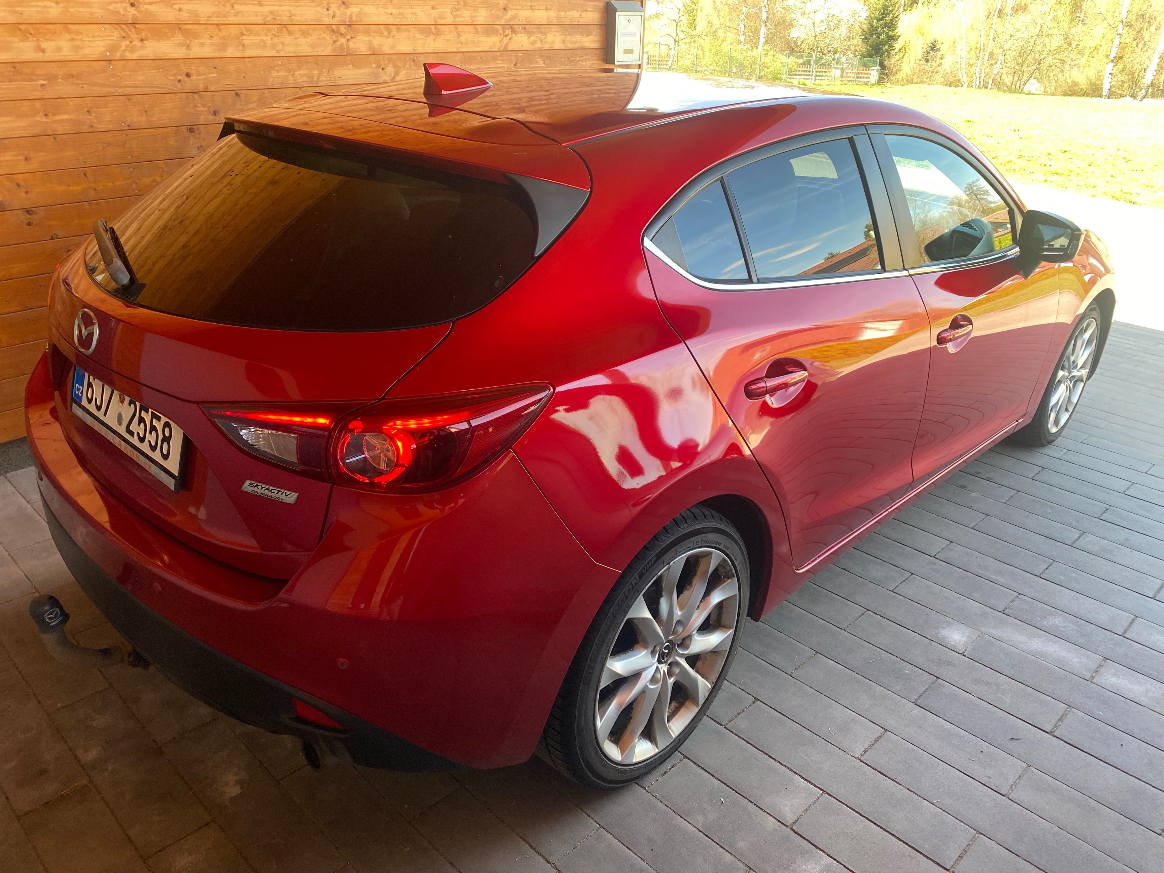Mazda 3 - fotka 4