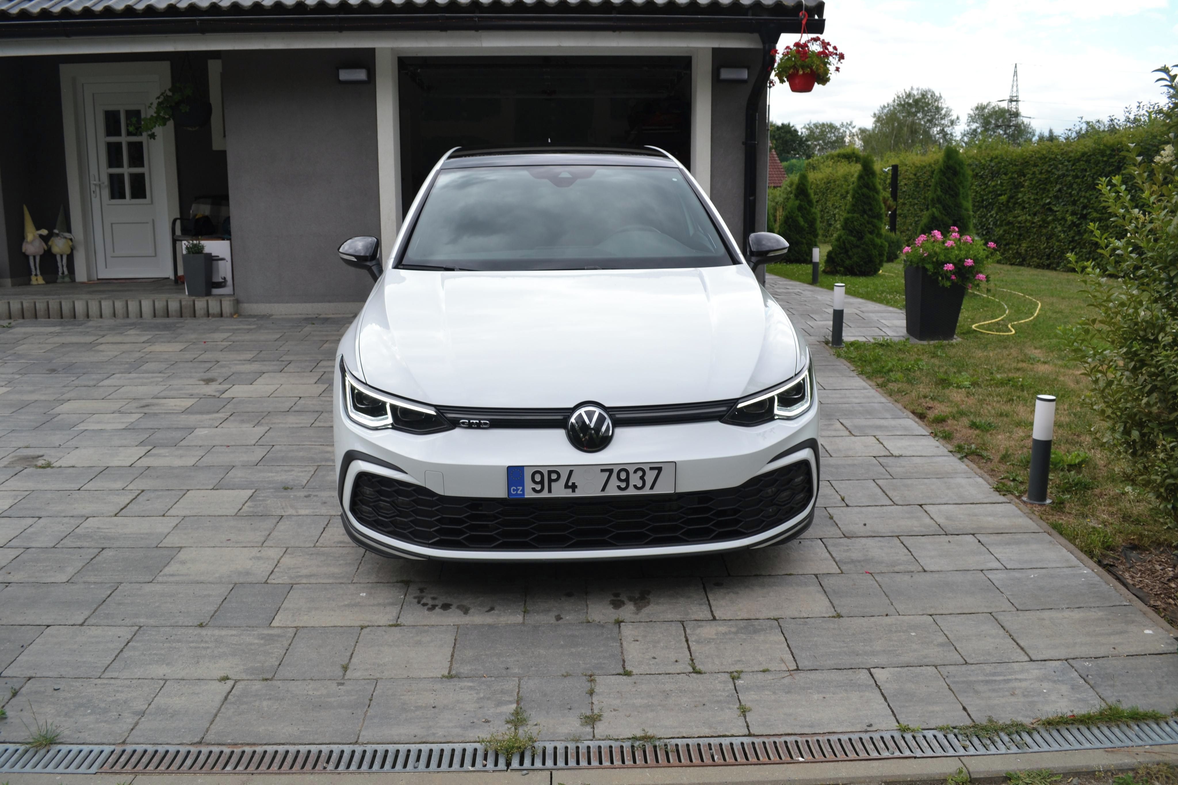Volkswagen Golf, GTD ČR DPH TOP STAV HARMAN KAR