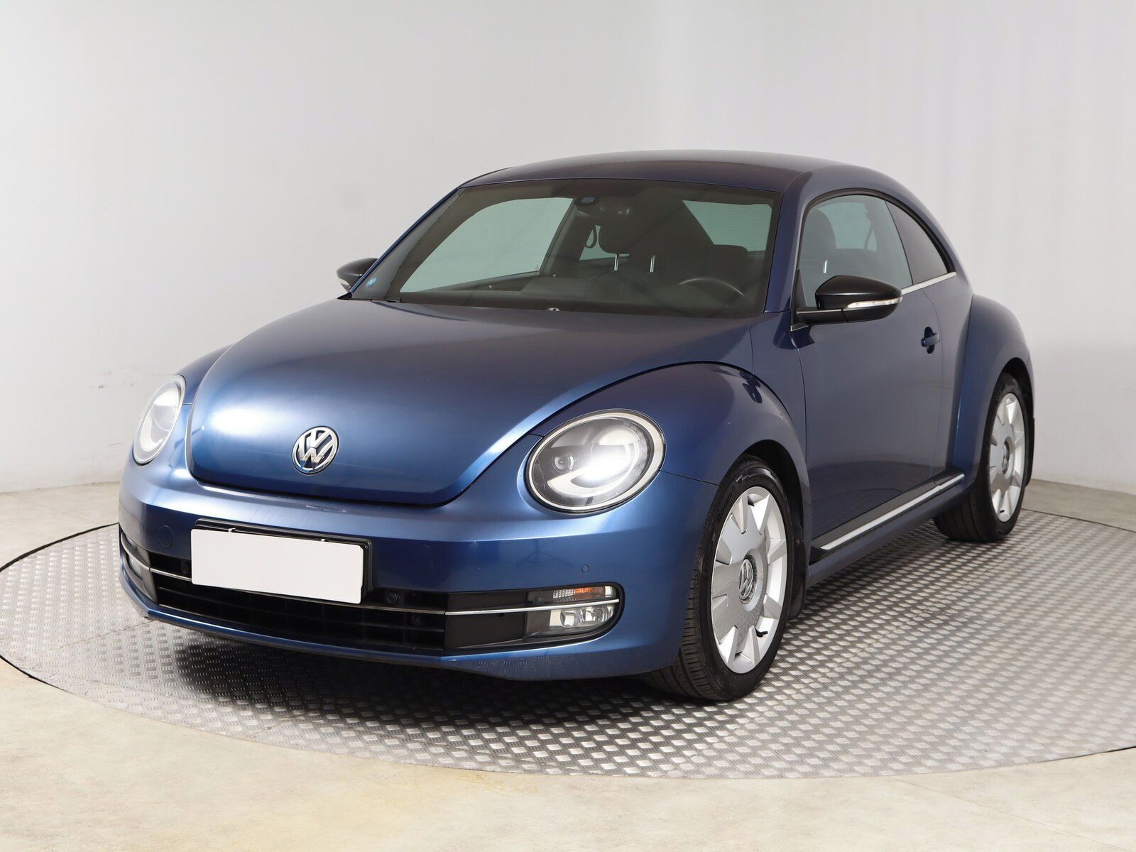 Volkswagen Beetle, 2.0 TSI, Automat, Navi - fotka 2