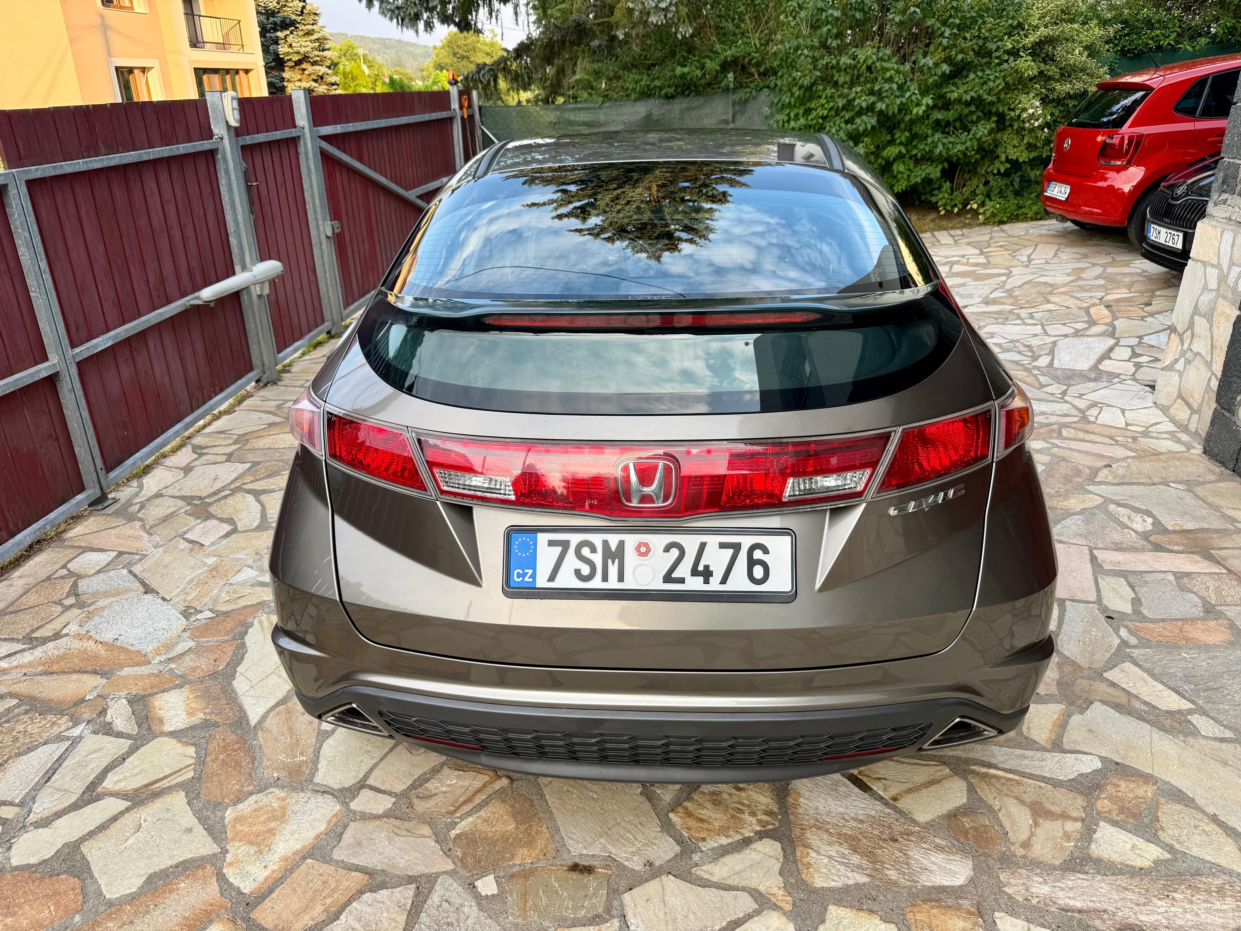 Honda Civic, 1.8 i-VTEC 103KW Sport AUTOMAT - fotka 5