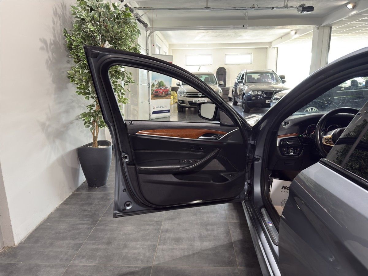 BMW Řada 5, 3,0   540i LUXURY M-PAKET HARM - fotka 6