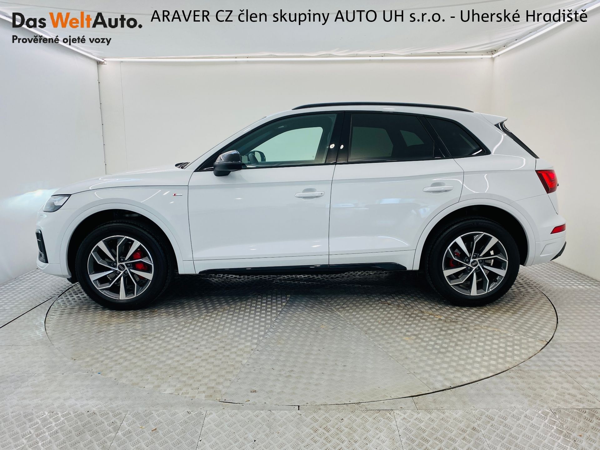 Audi Q5, 2,0TDI 150 kW  S-Line quattro - fotka 3