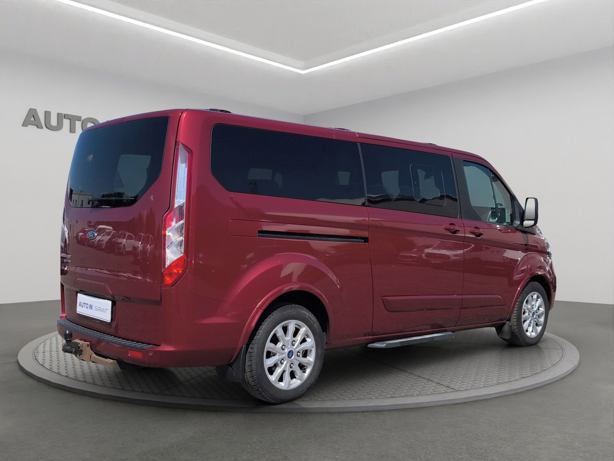 Ford Tourneo Custom, L2 TITANIUM 2.0 EcoBlue 136kW, - fotka 5