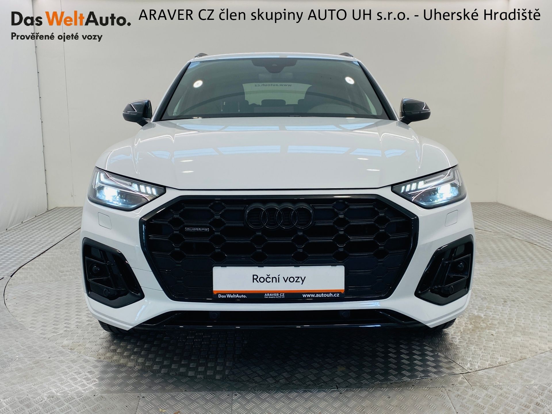 Audi Q5, 2,0TDI 150 kW  S-Line quattro - fotka 4