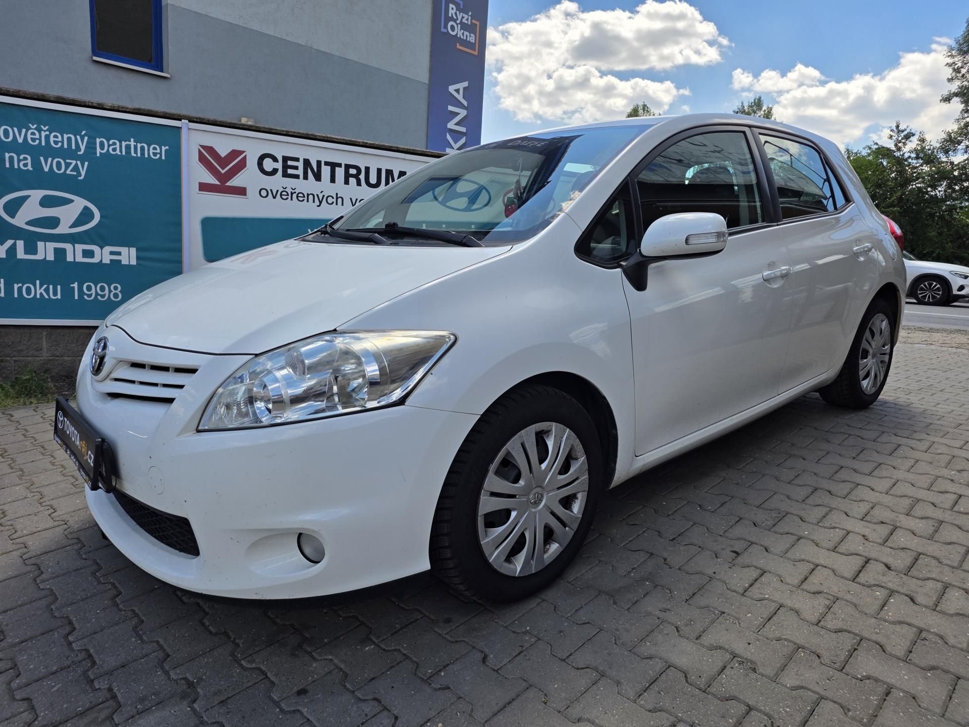 Toyota Auris, 1.6-SADA PNEU NAVIC - fotka 2