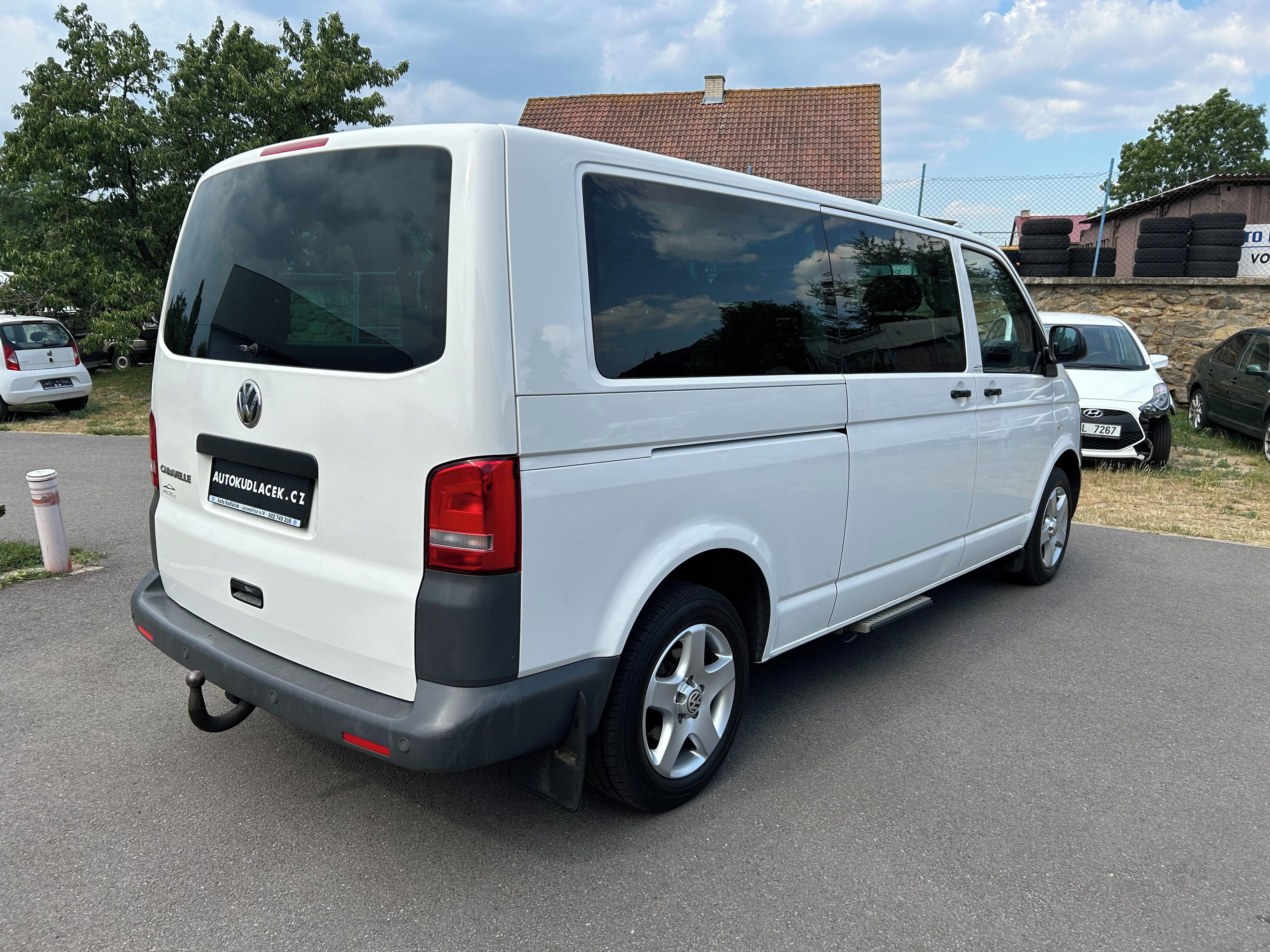Volkswagen Caravelle, T5 - 2.0 TDI Sanitní vůz DSG - fotka 5