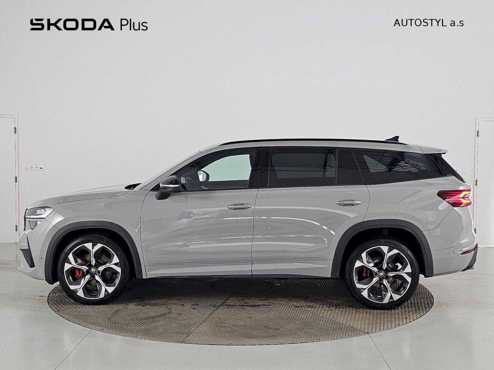 Škoda Kodiaq, RS 2.0TSi 195kW 4X4 WEBASTO TA - fotka 3