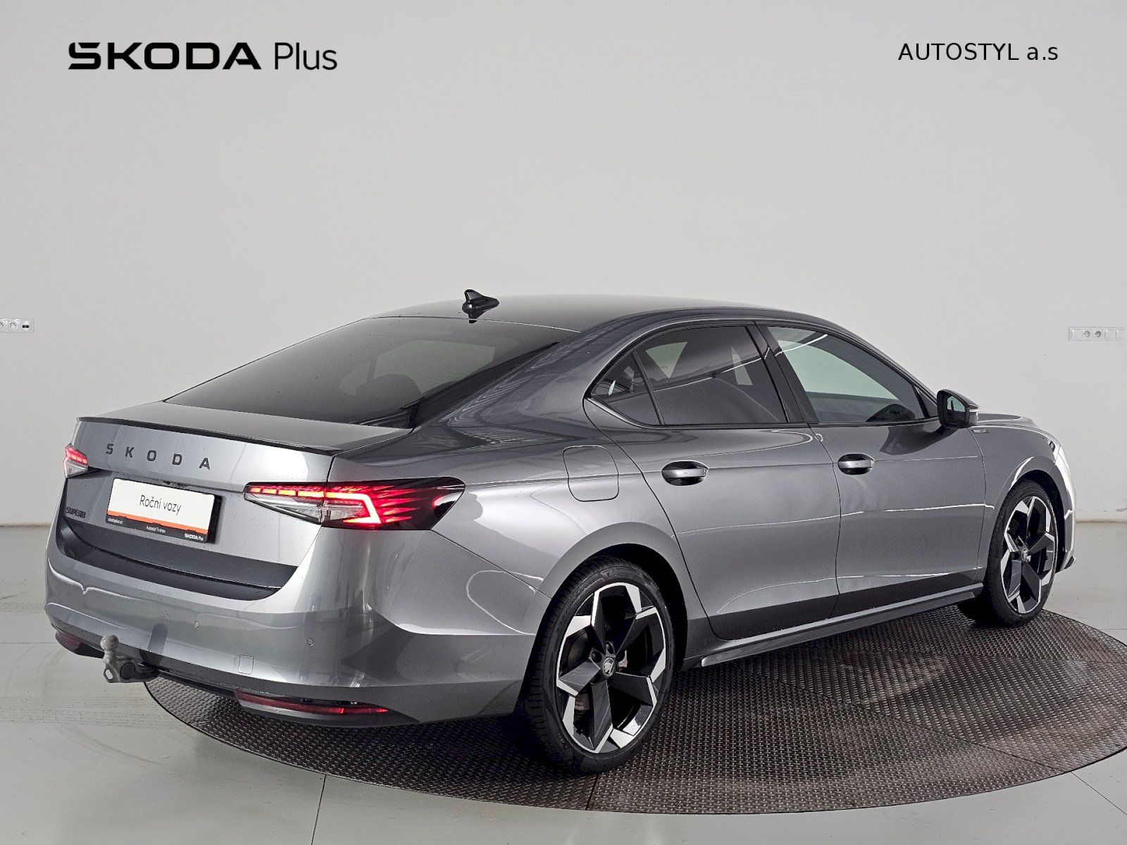 Škoda Superb, 1.5TSi 110kW SPORTLINE TAŽNÉ - fotka 2
